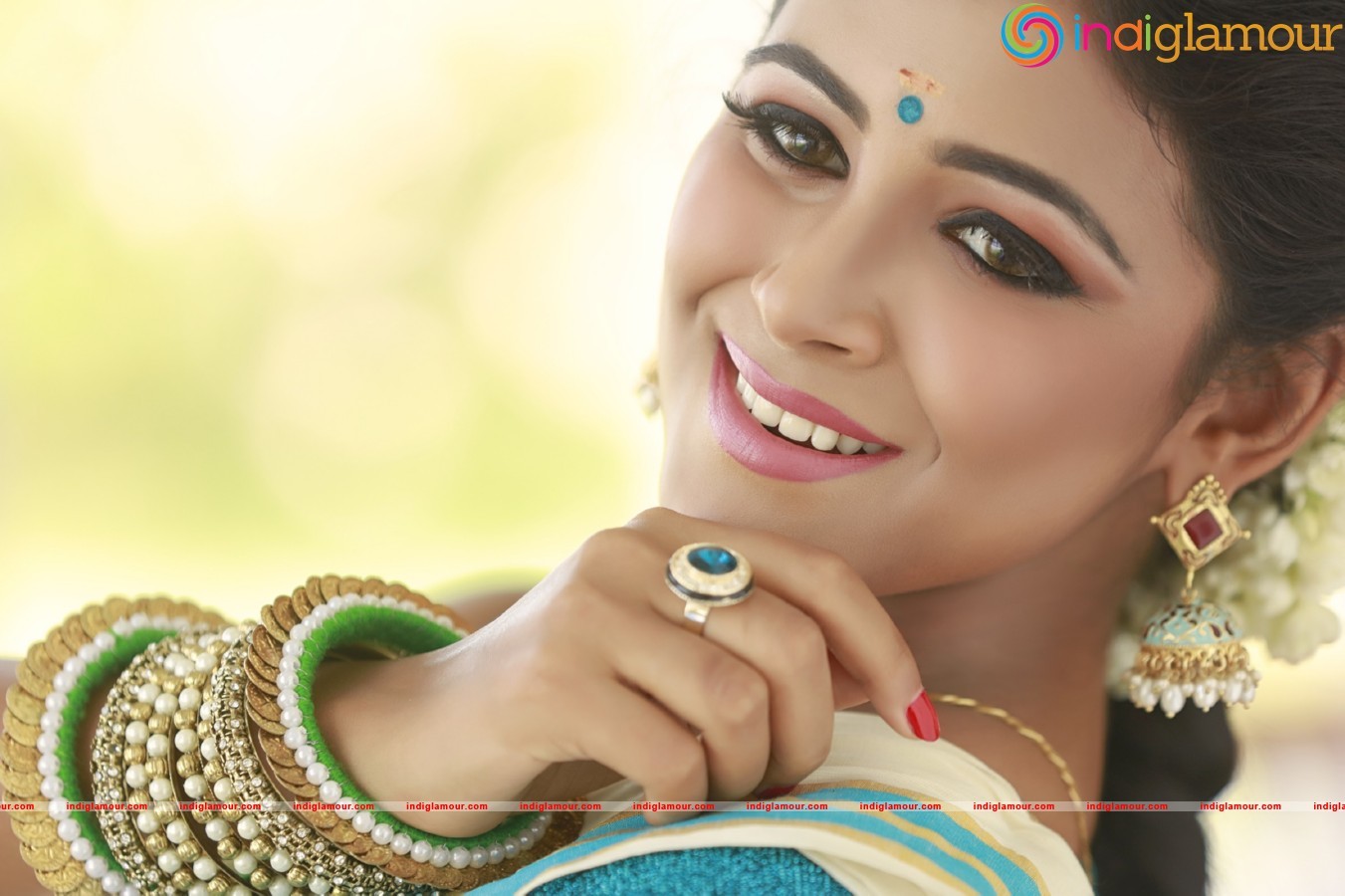 Actress Subiksha Photoshoot Stills Actress hd photo