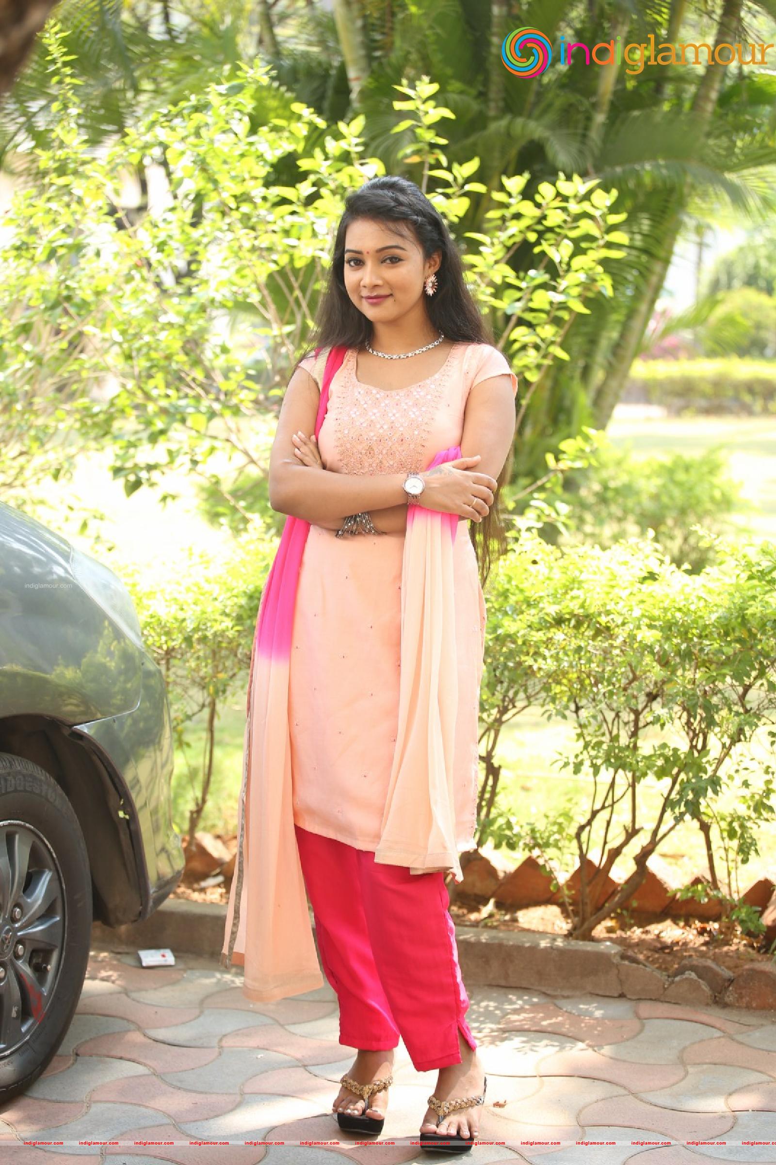 Nainisha Actress hd photo
