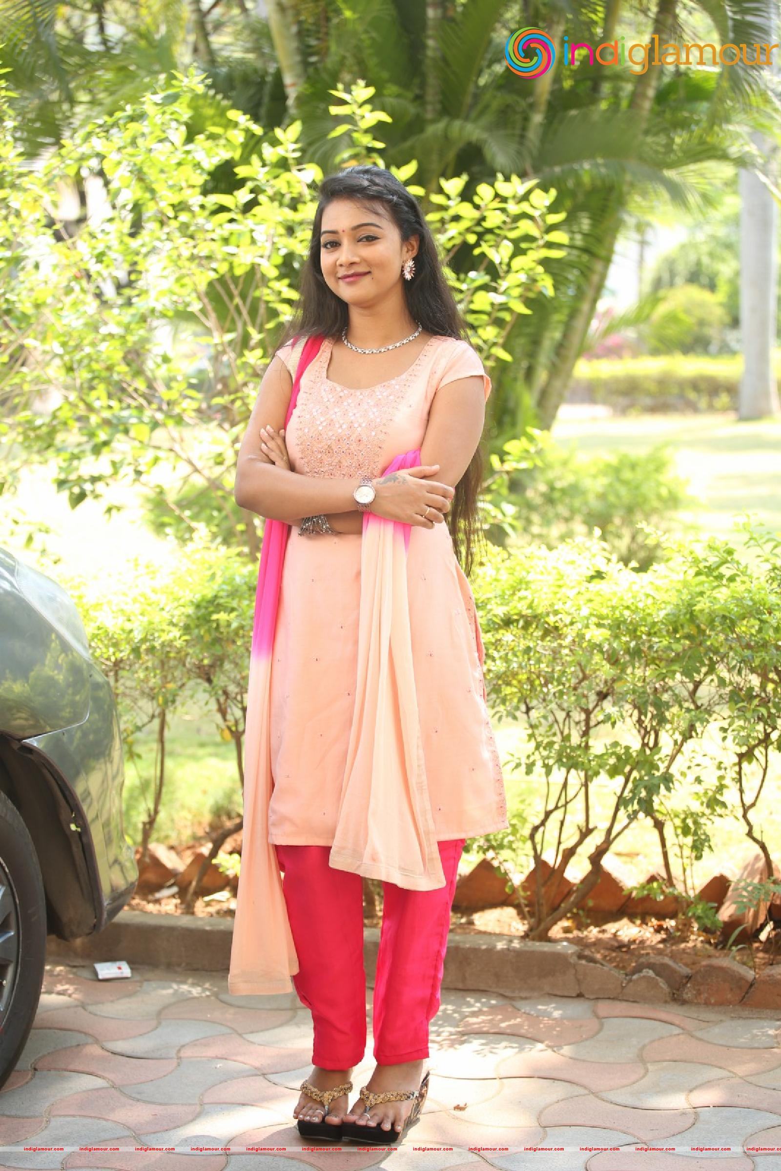 Nainisha Actress hd photo