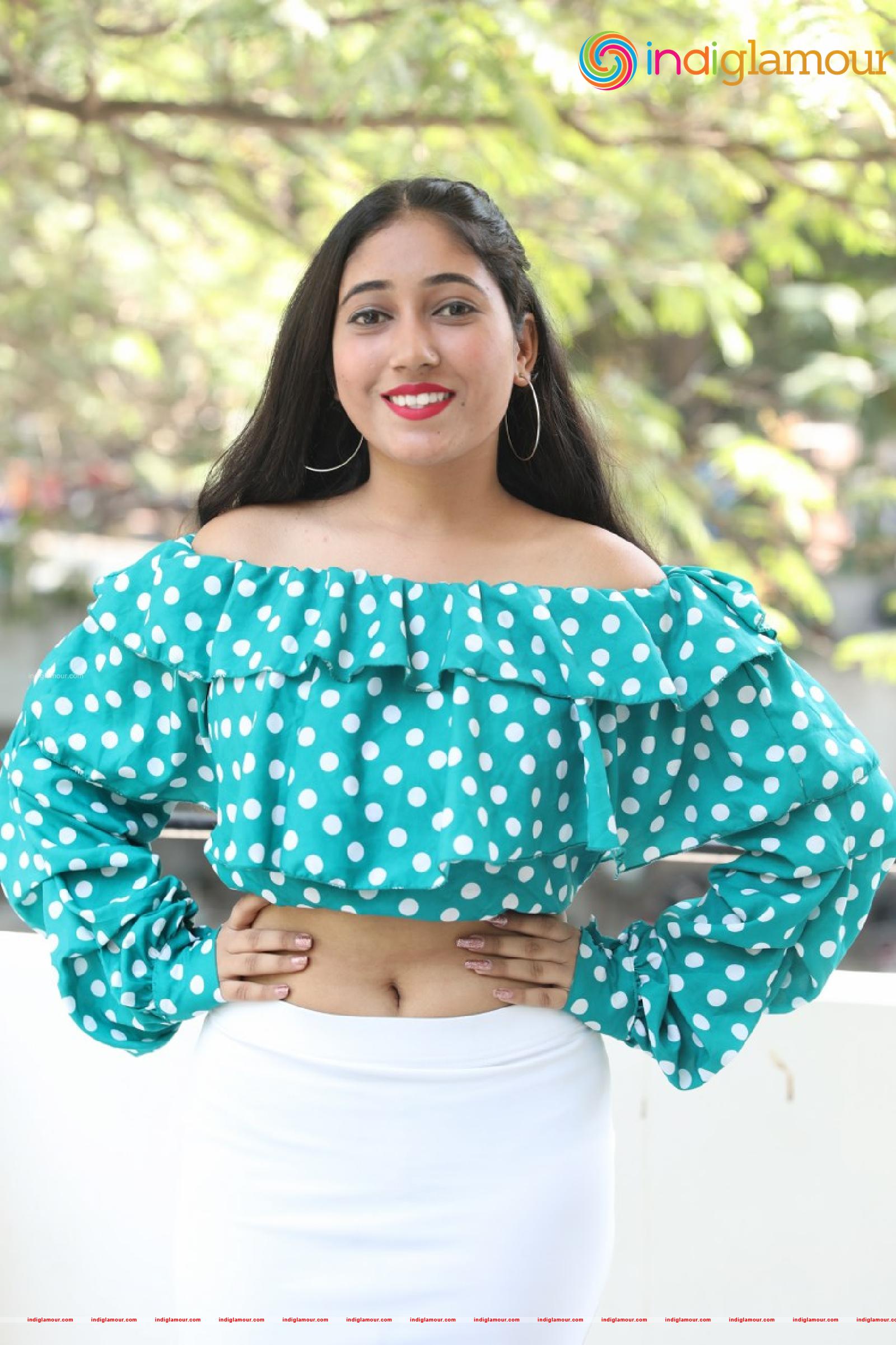 Khushbu Vaishnav Actress hd photo