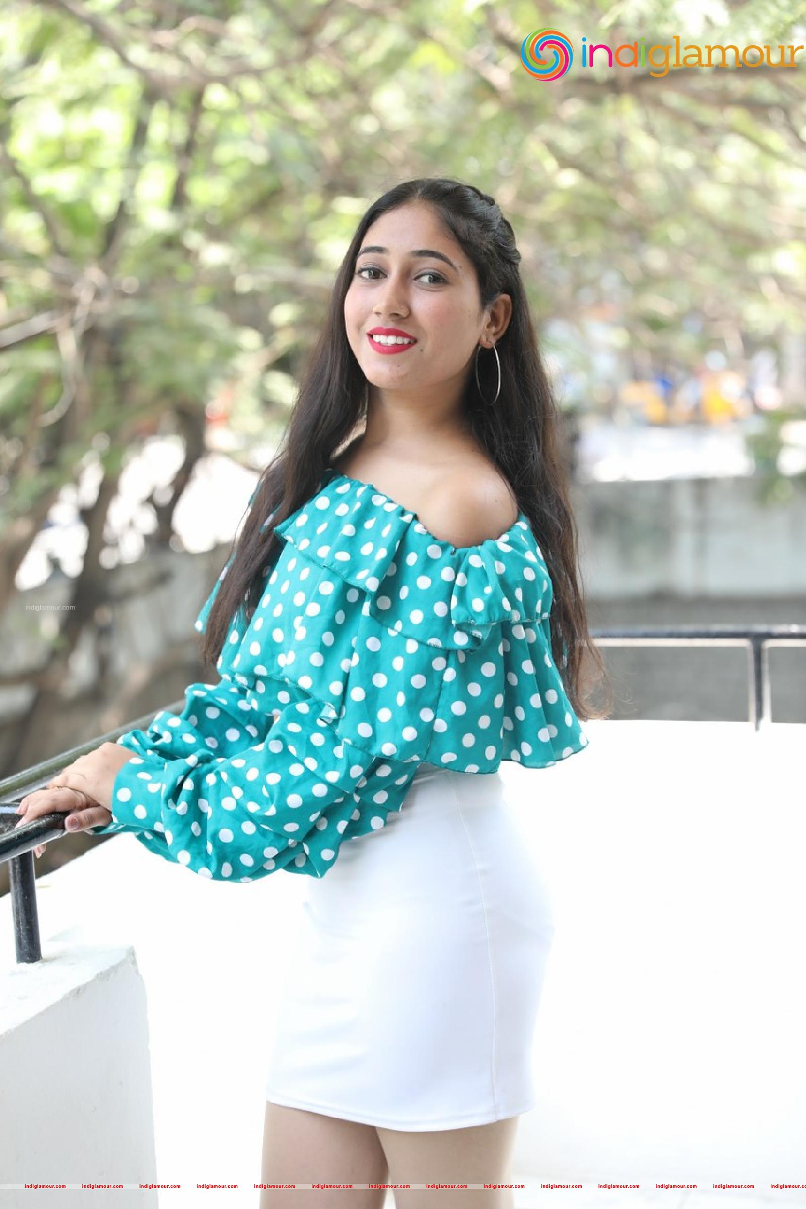 Khushbu Vaishnav Actress hd photo