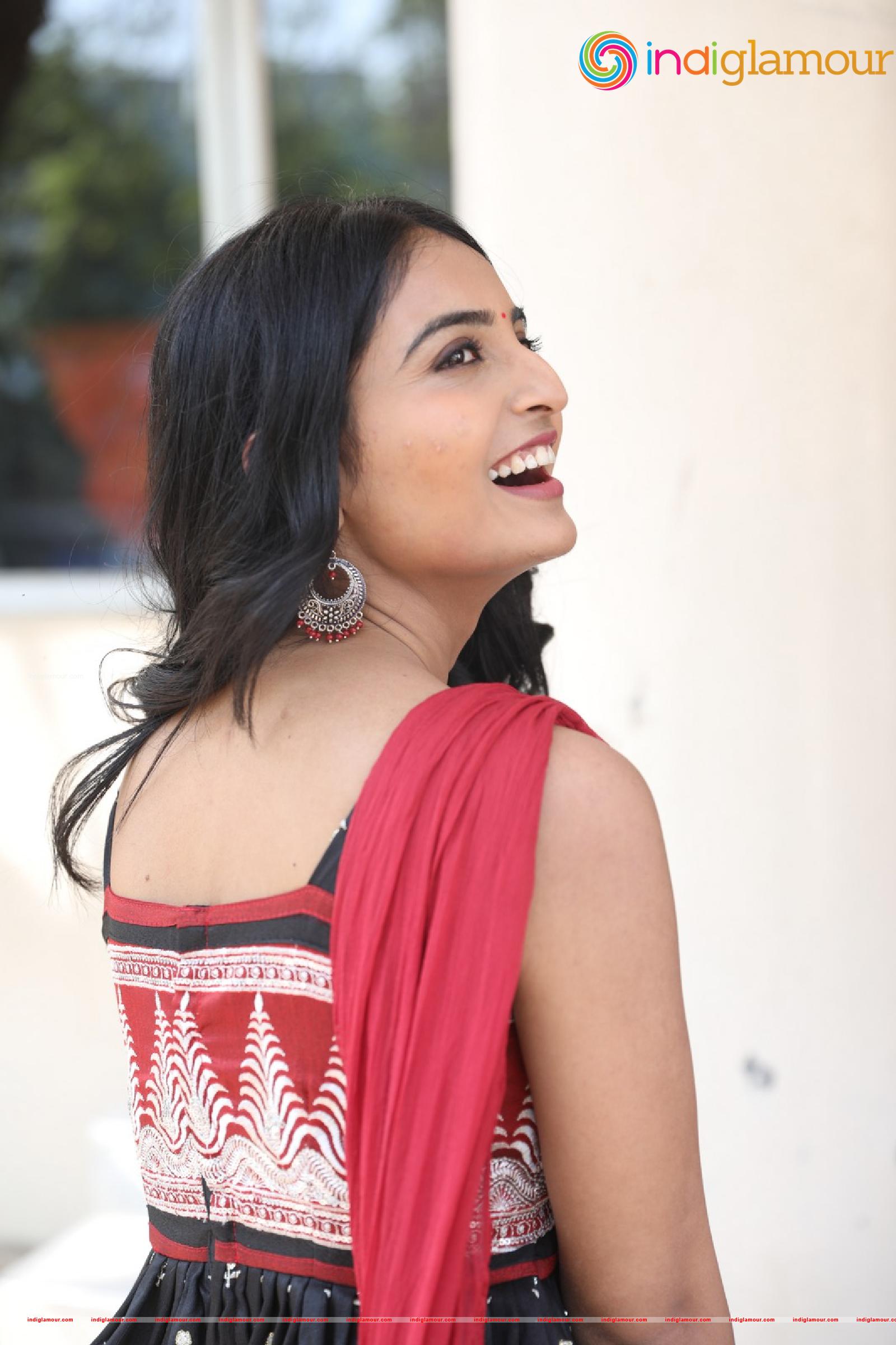 Ananya Actress hd photo