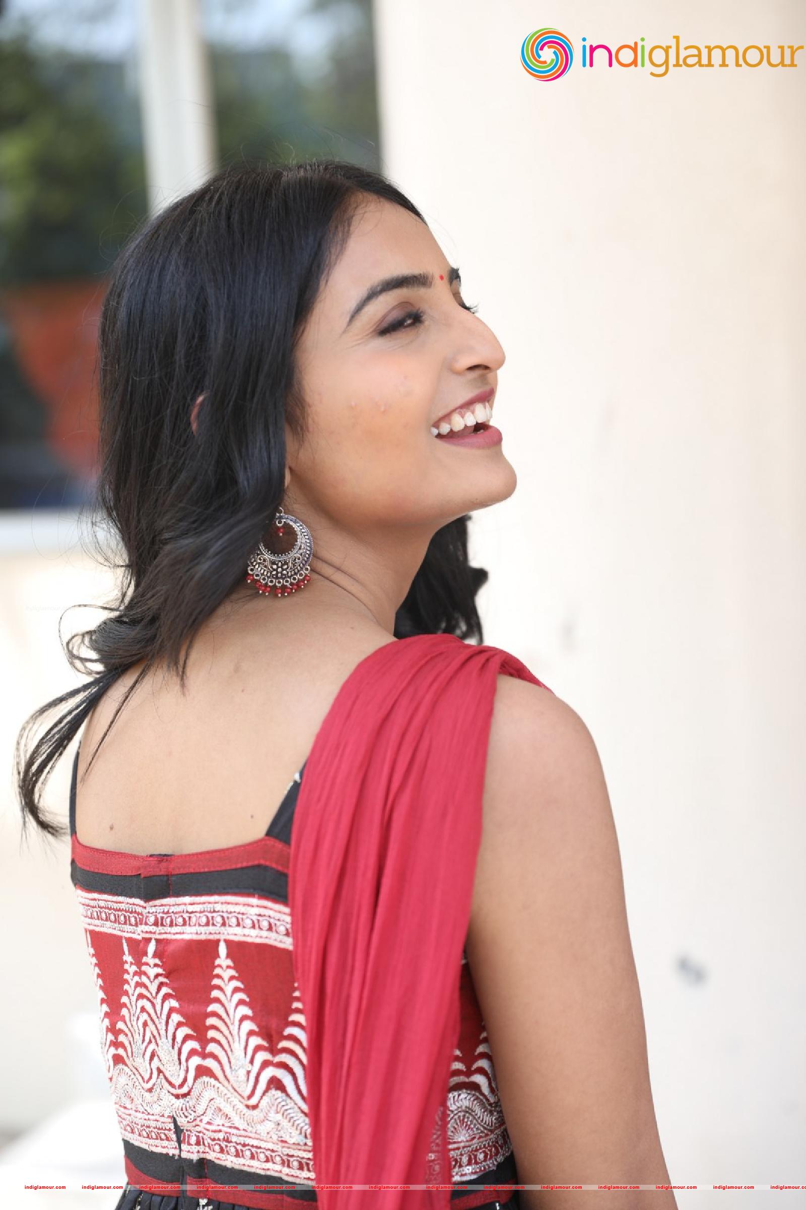 Ananya Actress hd photo