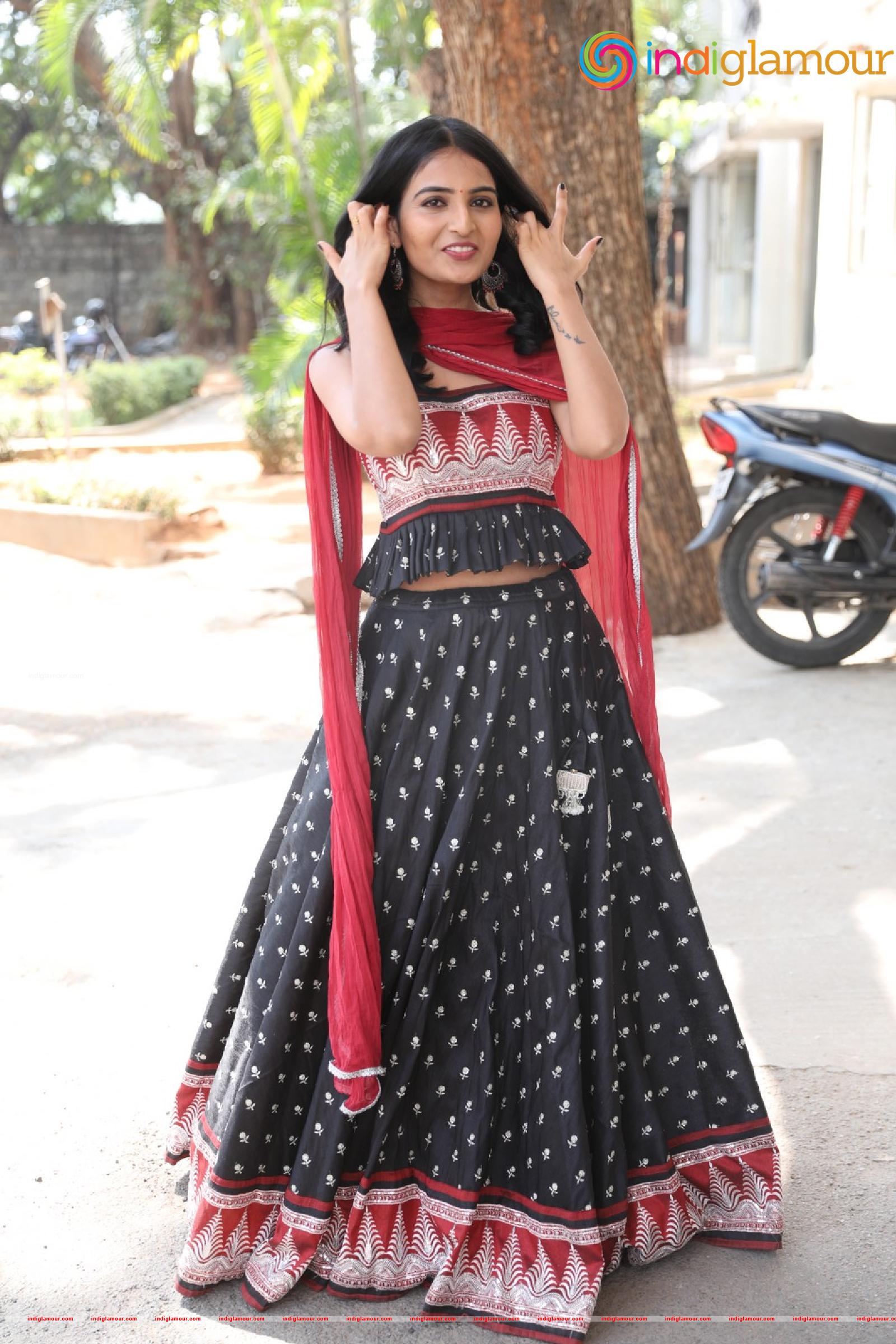 Ananya Actress hd photo