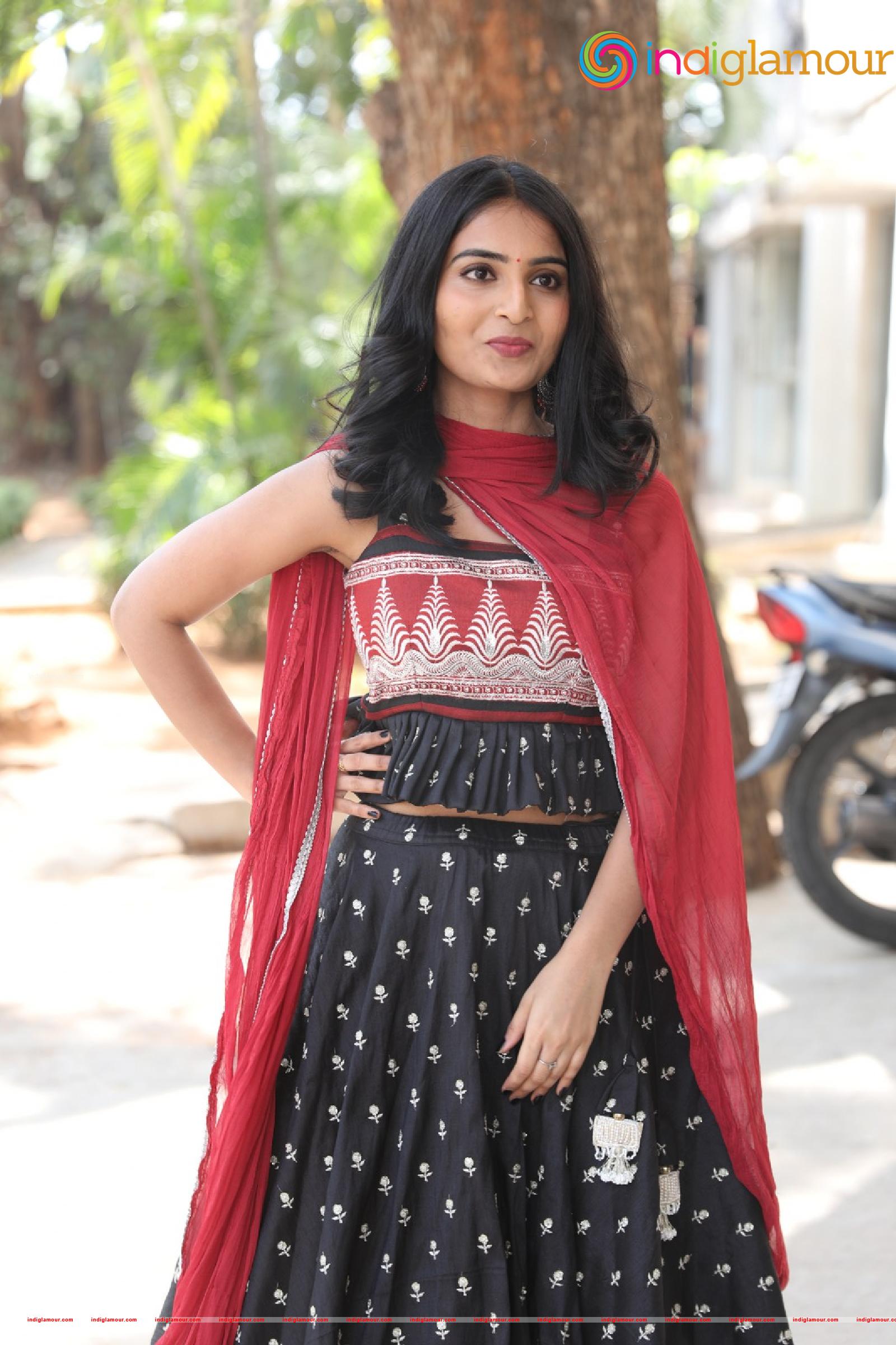 Ananya Actress hd photo