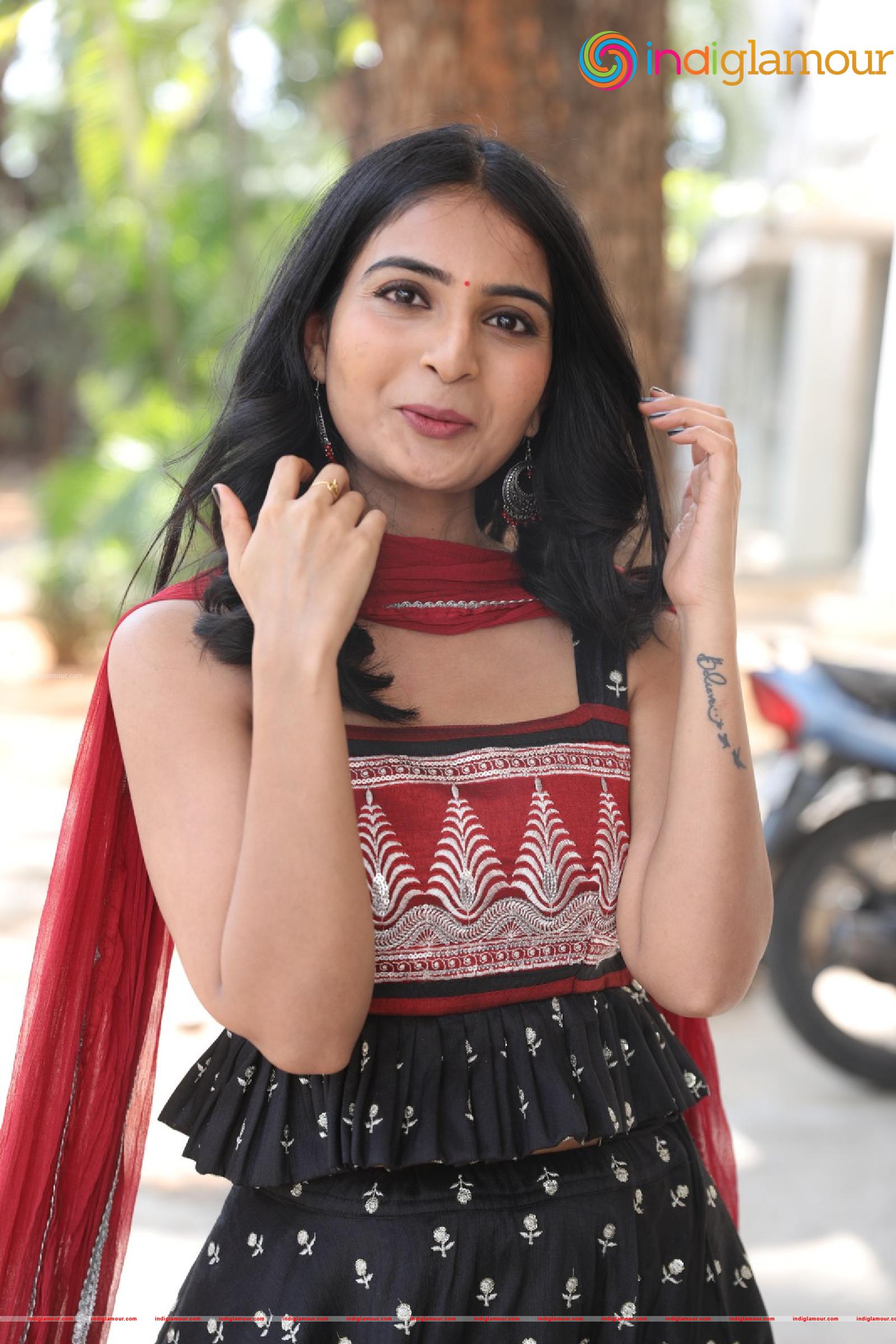 Ananya Actress hd photo