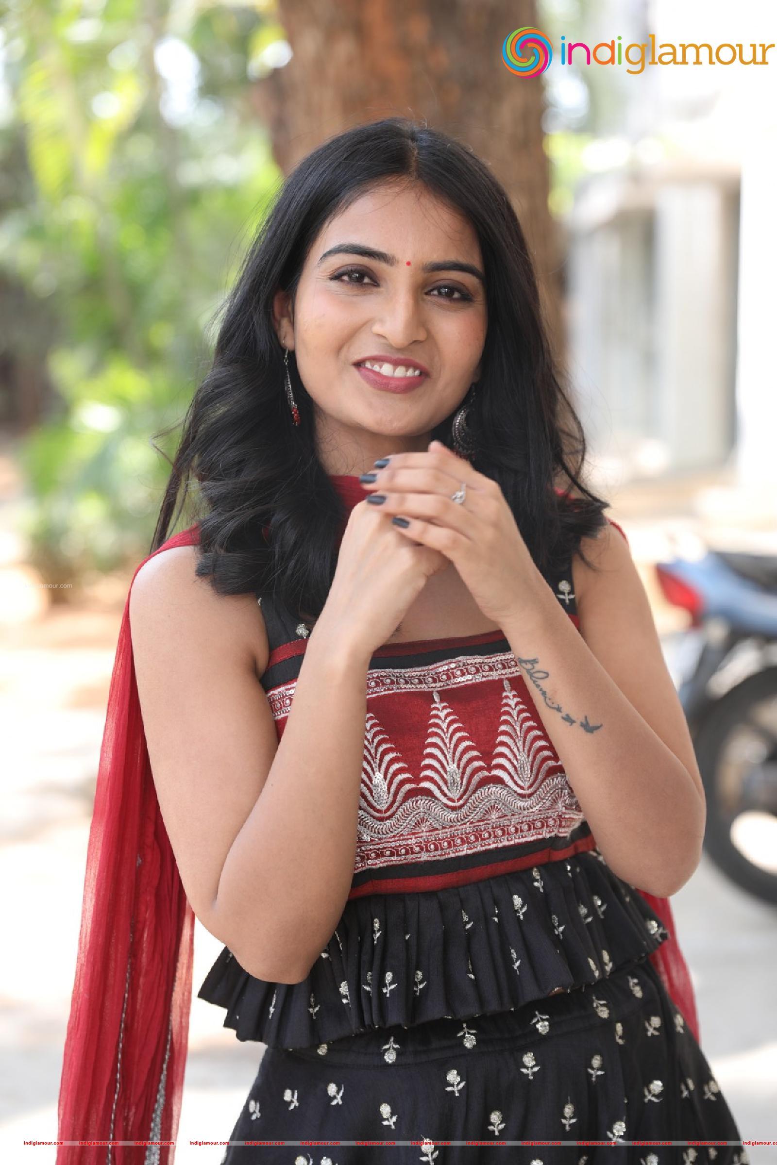 Ananya Actress hd photo