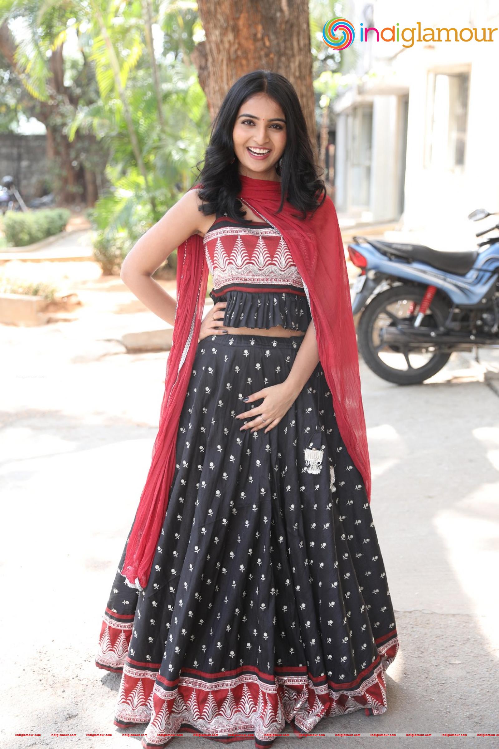Ananya Actress hd photo