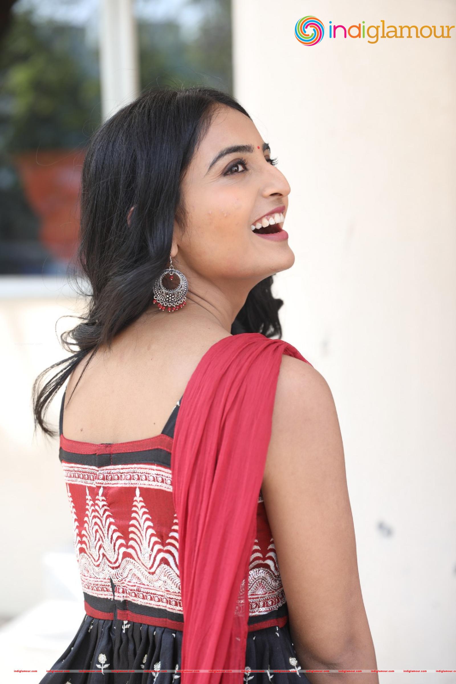 Ananya Actress hd photo