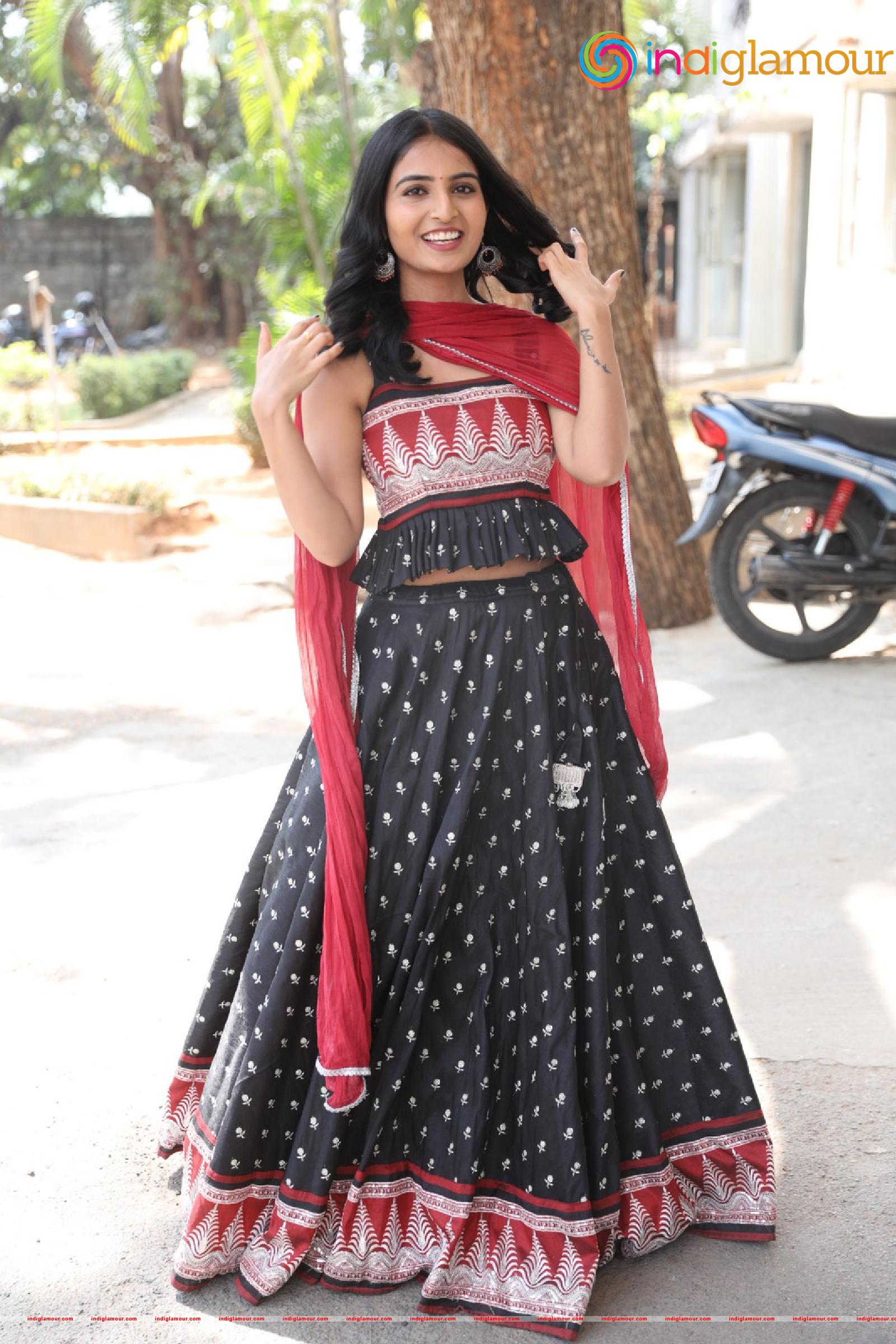 Ananya Actress hd photo