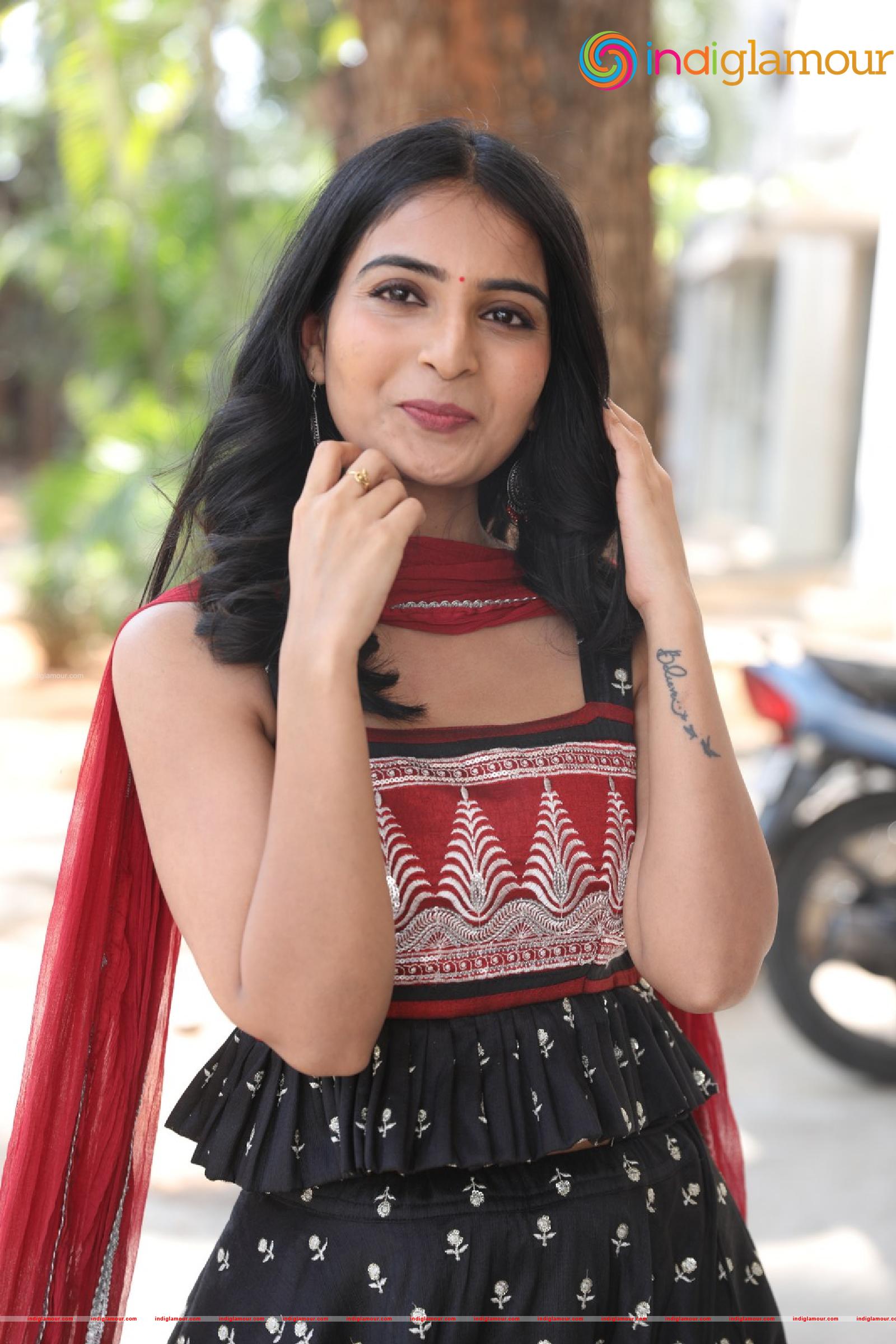 Ananya Actress hd photo