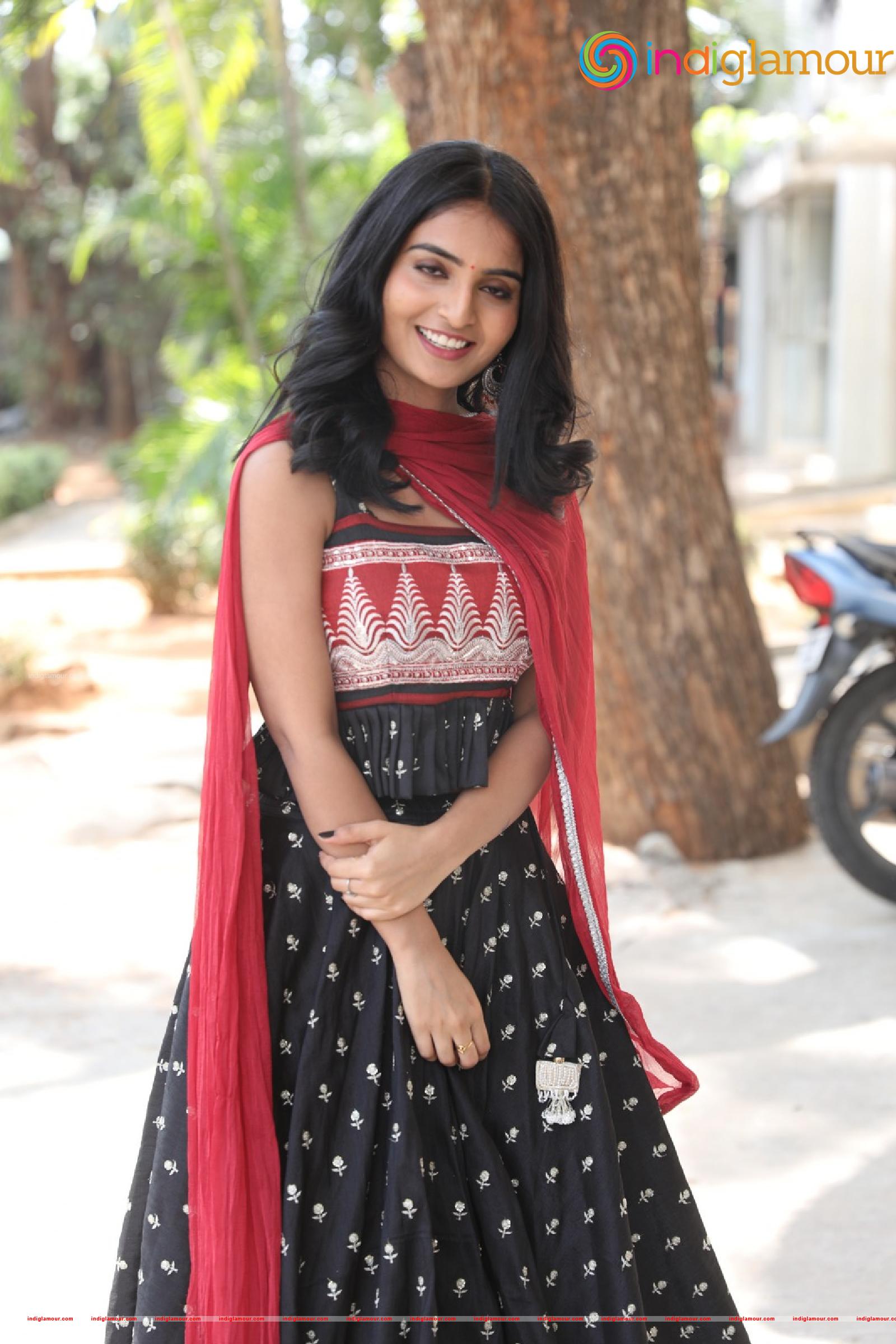 Ananya Actress hd photo