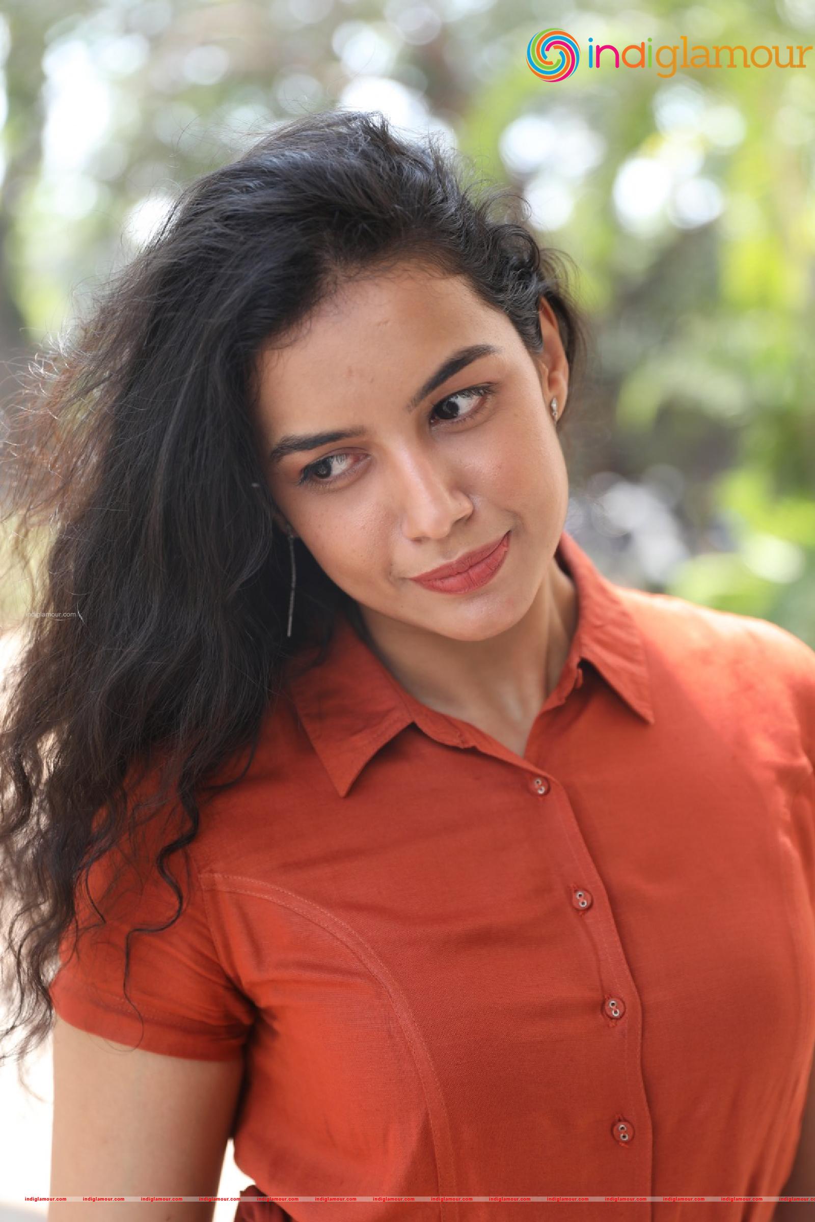 Sanchitha Poonacha Actress hd photo