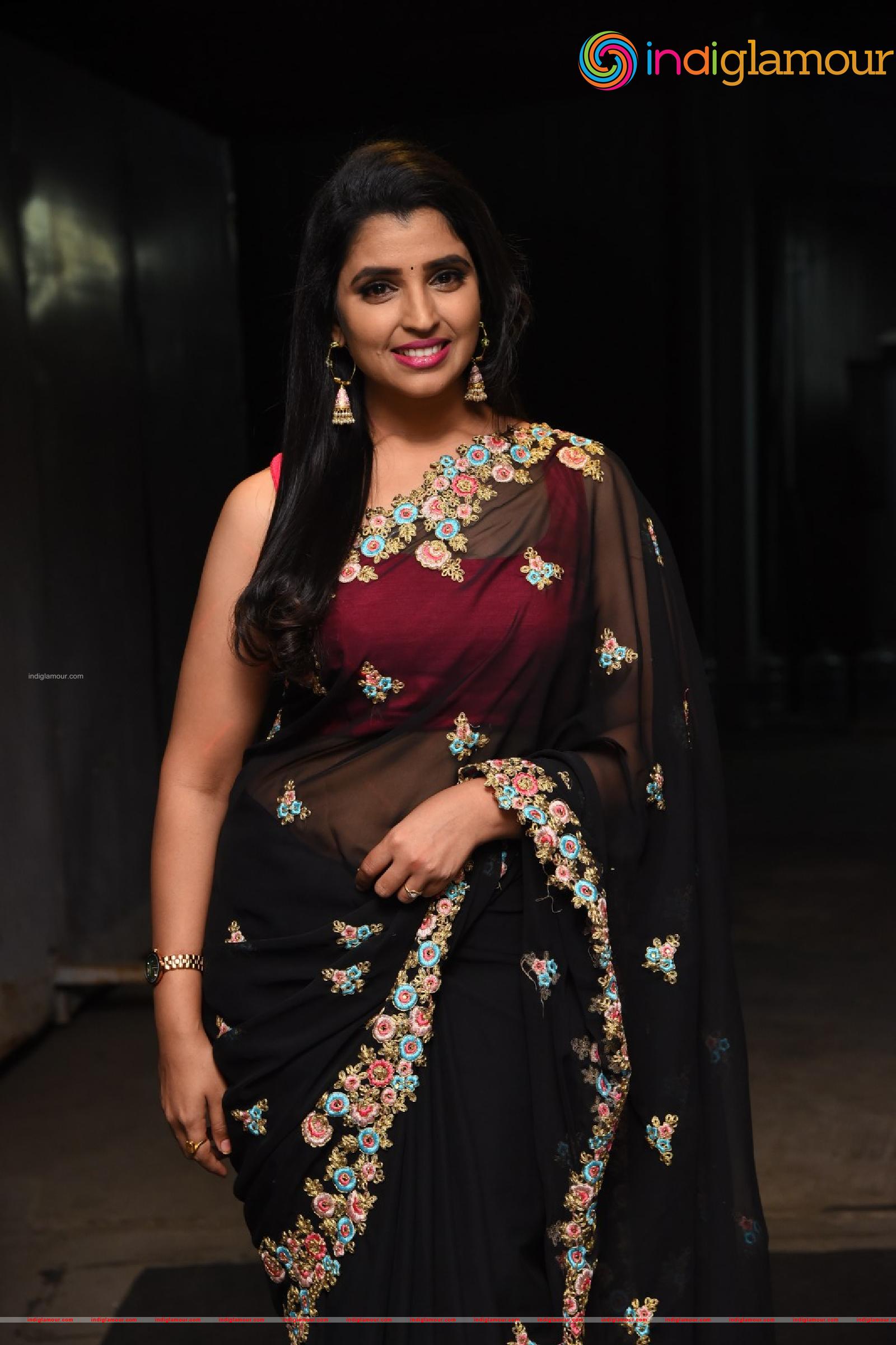 Syamala Actress hd photo