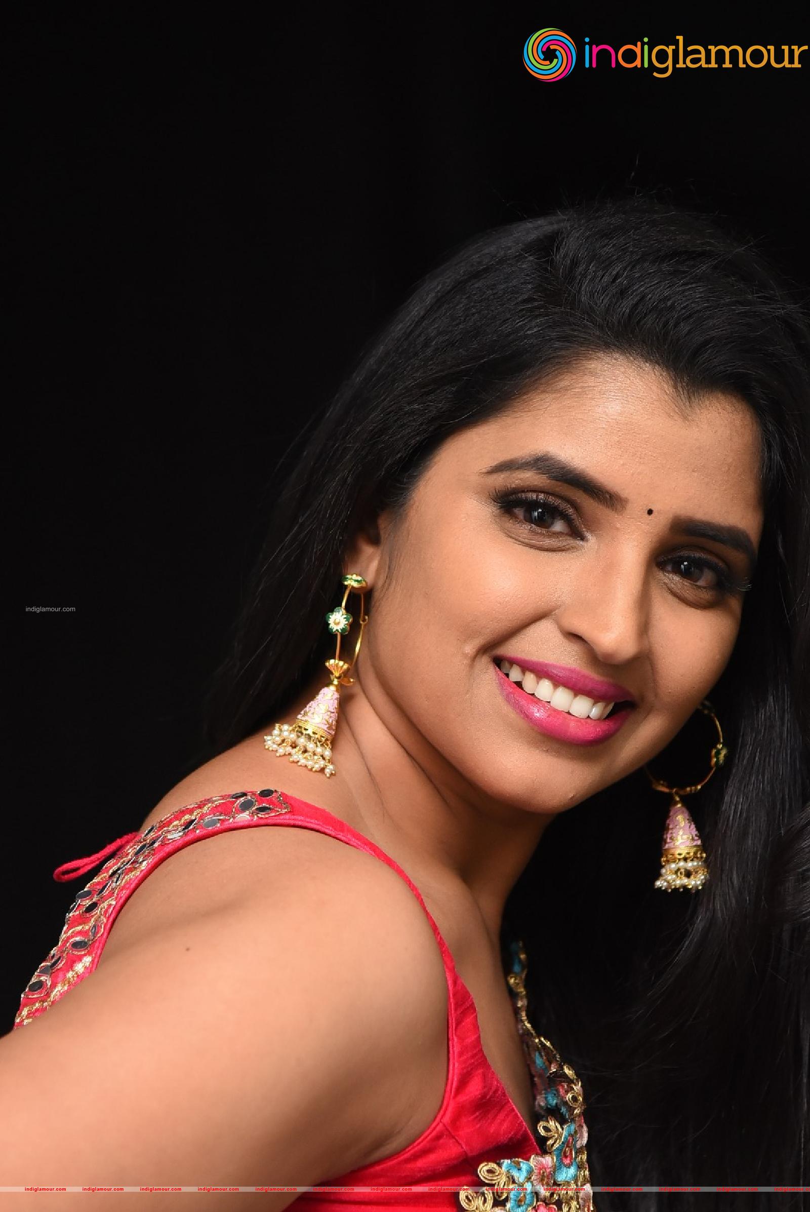 Syamala Actress hd photo