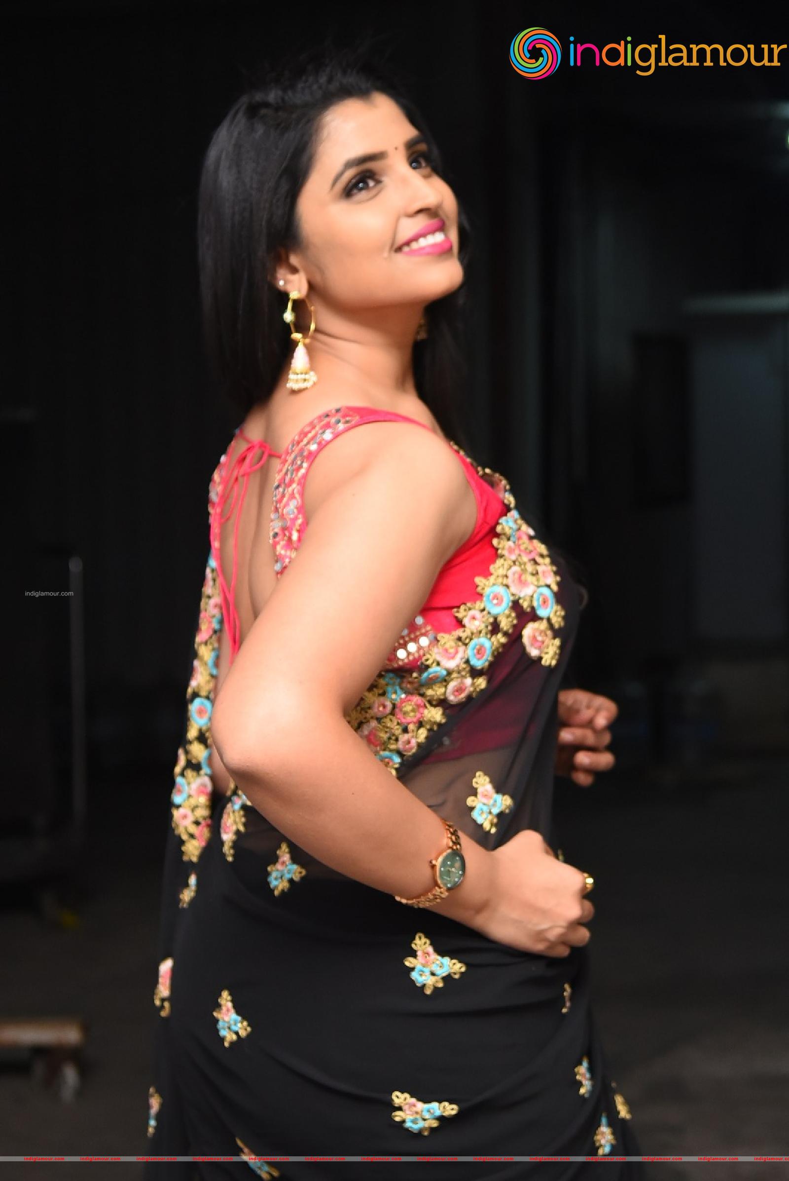Syamala Actress hd photo