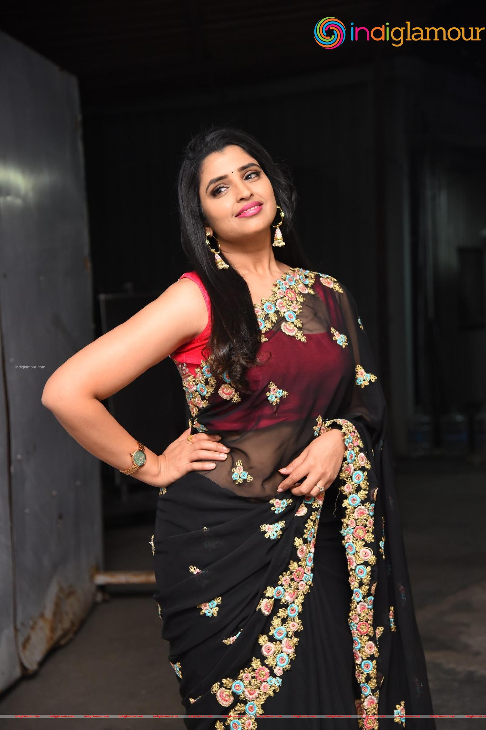 Syamala Actress hd photo