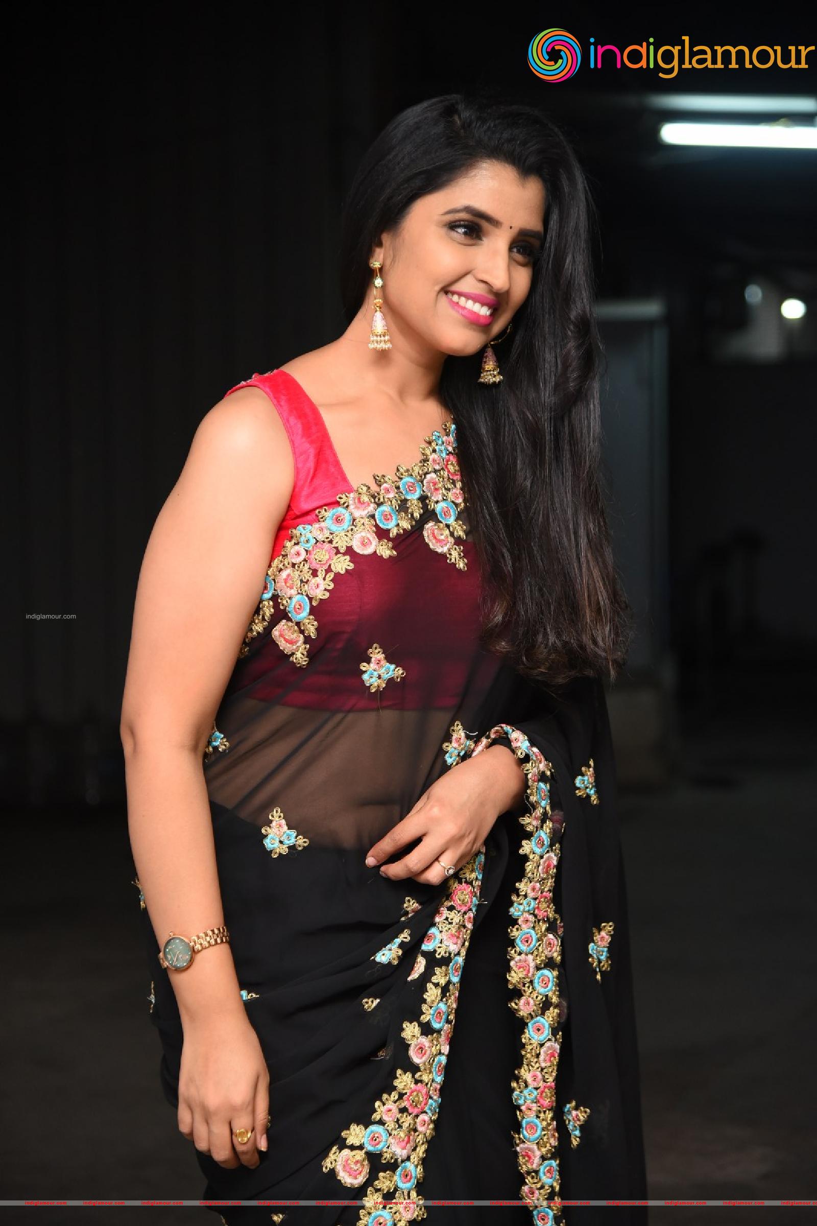 Syamala Actress hd photo