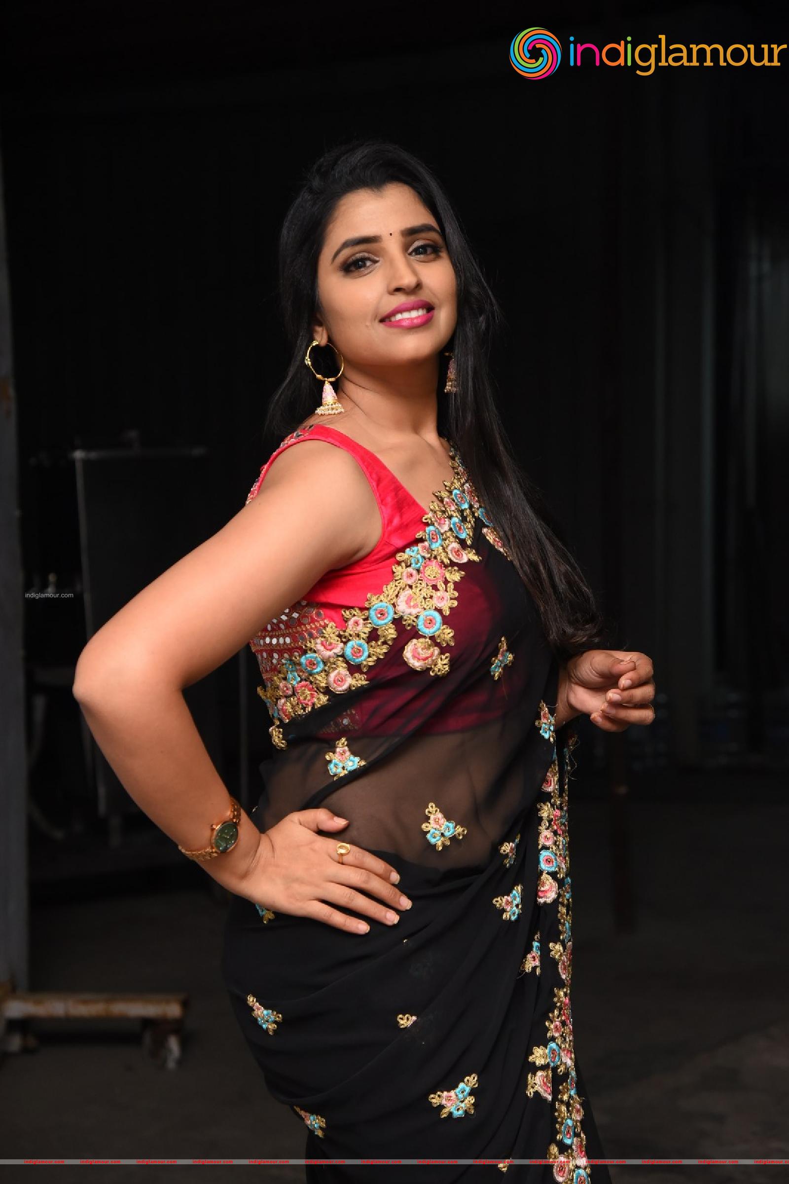 Syamala Actress hd photo