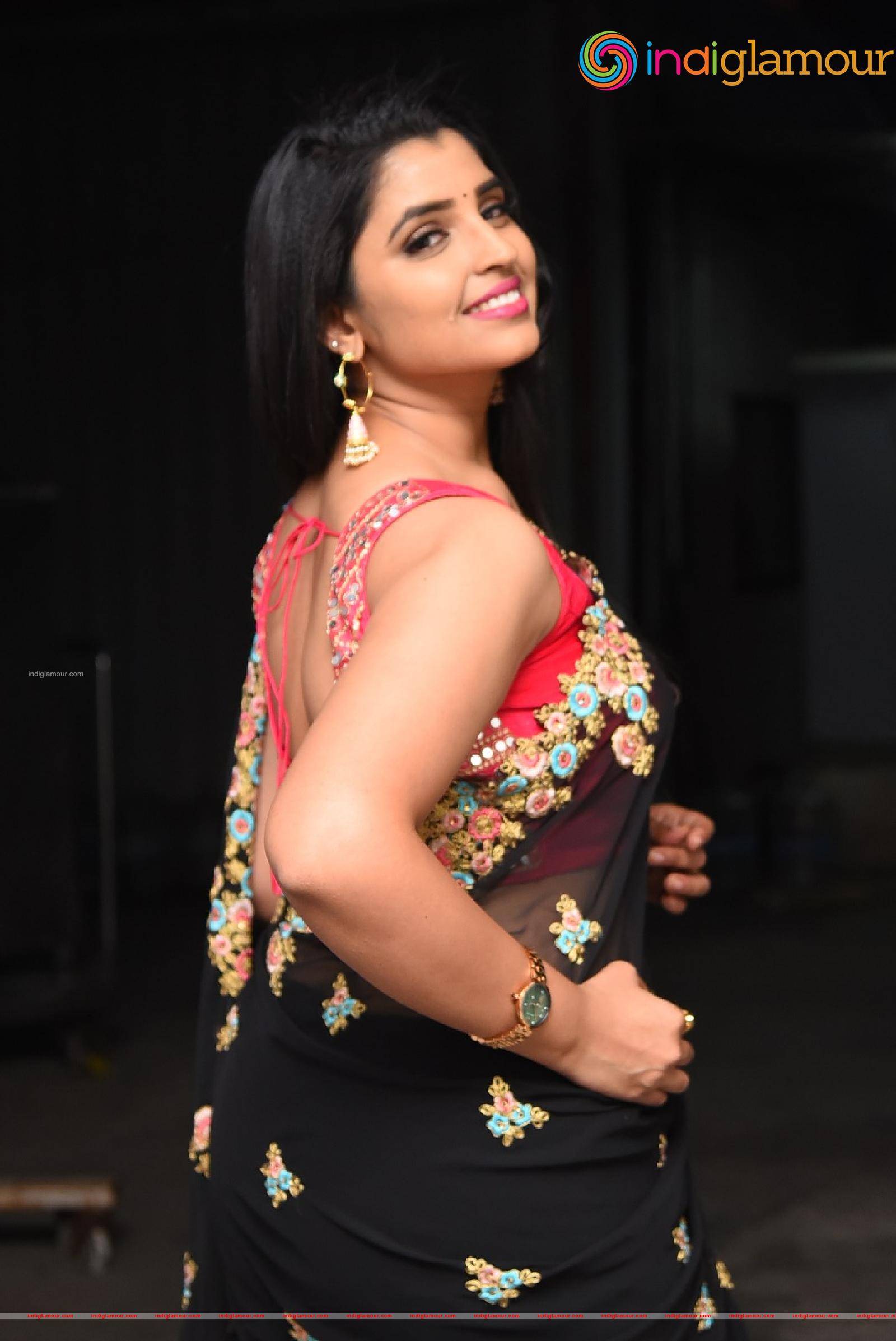 Syamala Actress hd photo