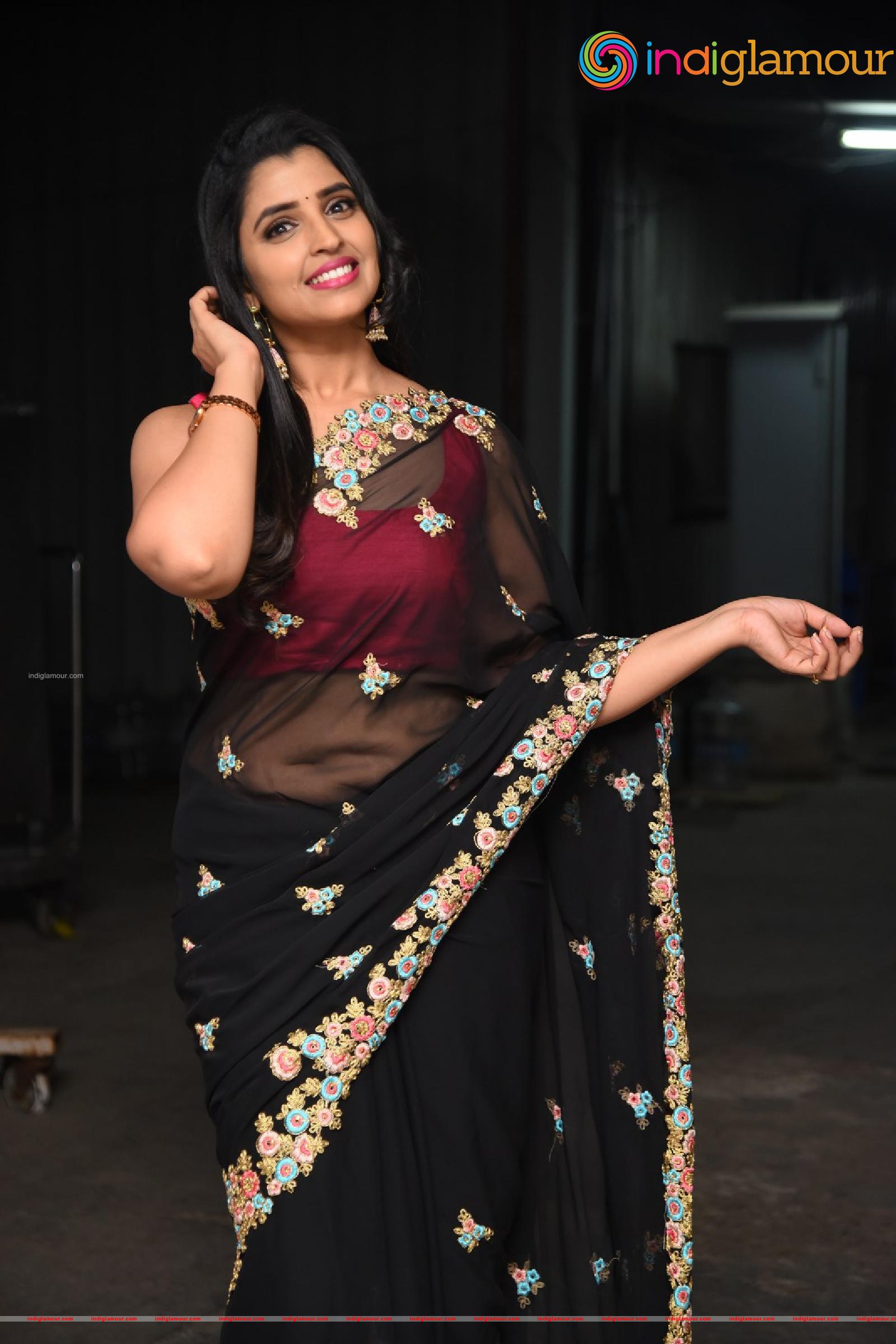Syamala Actress hd photo