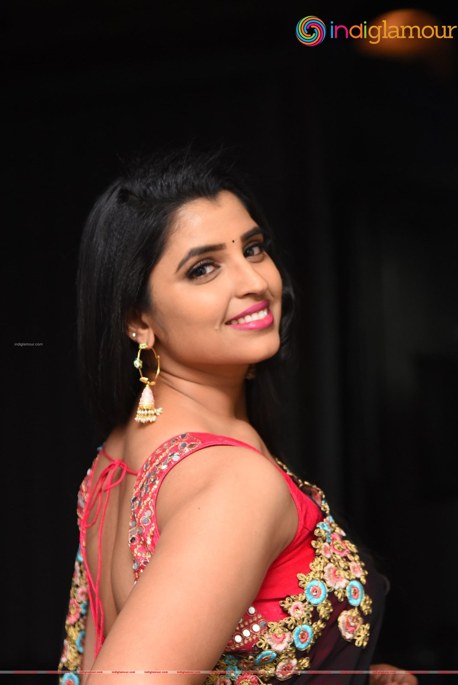 Syamala Actress hd photo