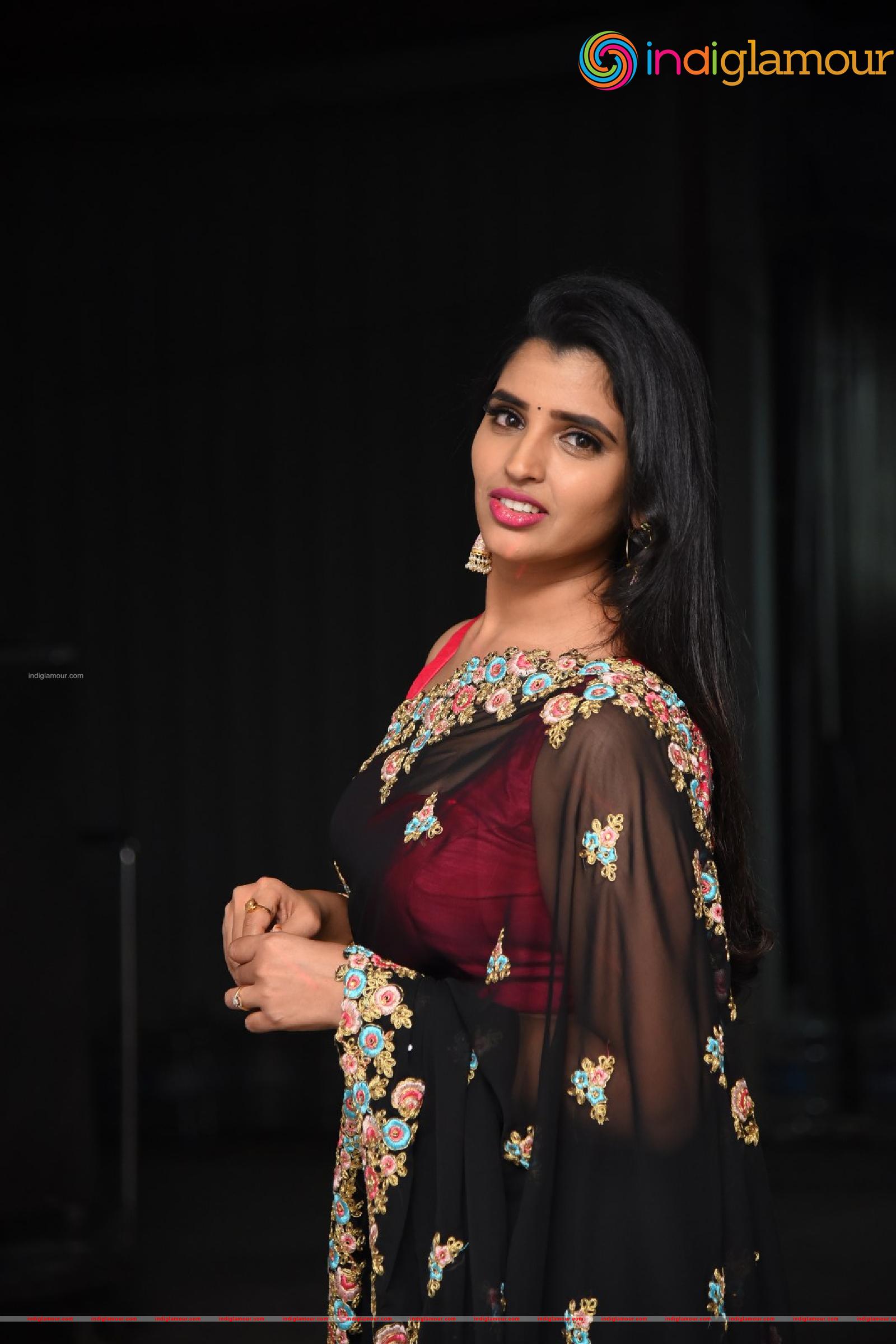 Syamala Actress hd photo