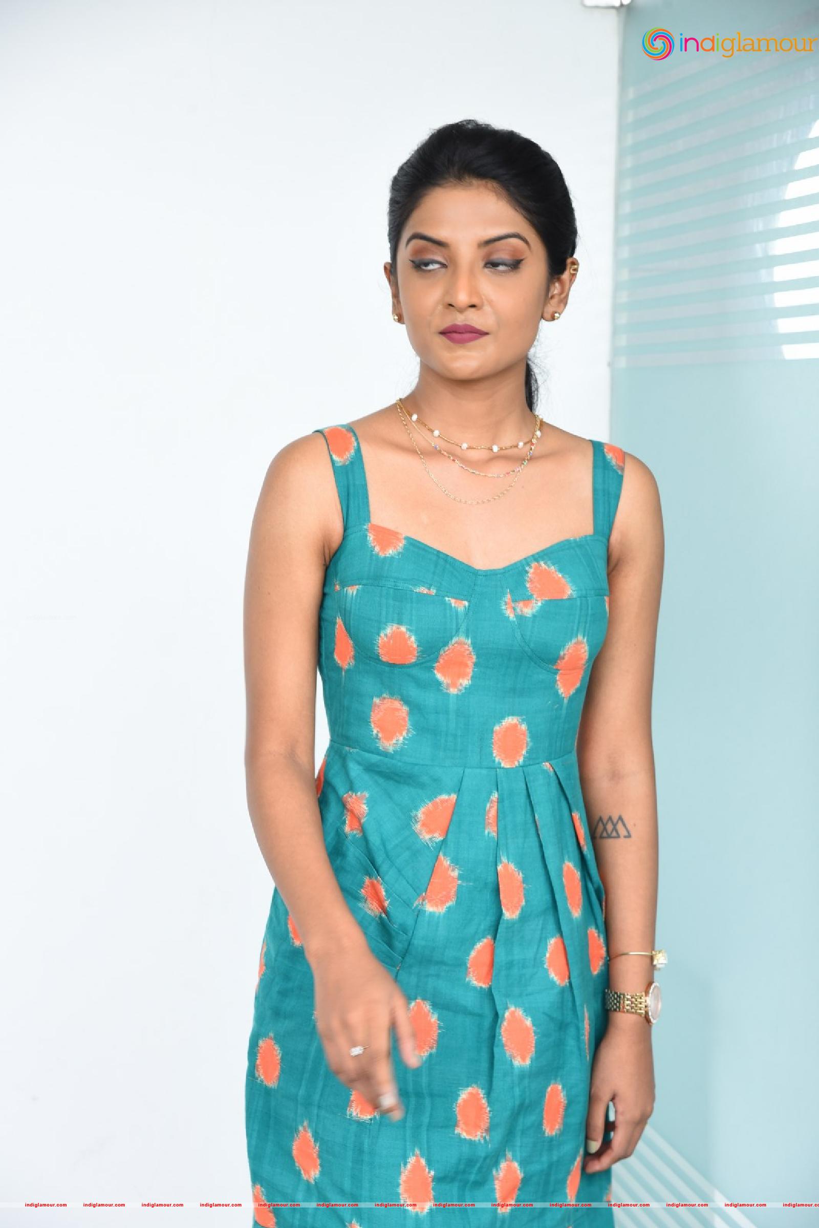 Neviditha Actress hd photo