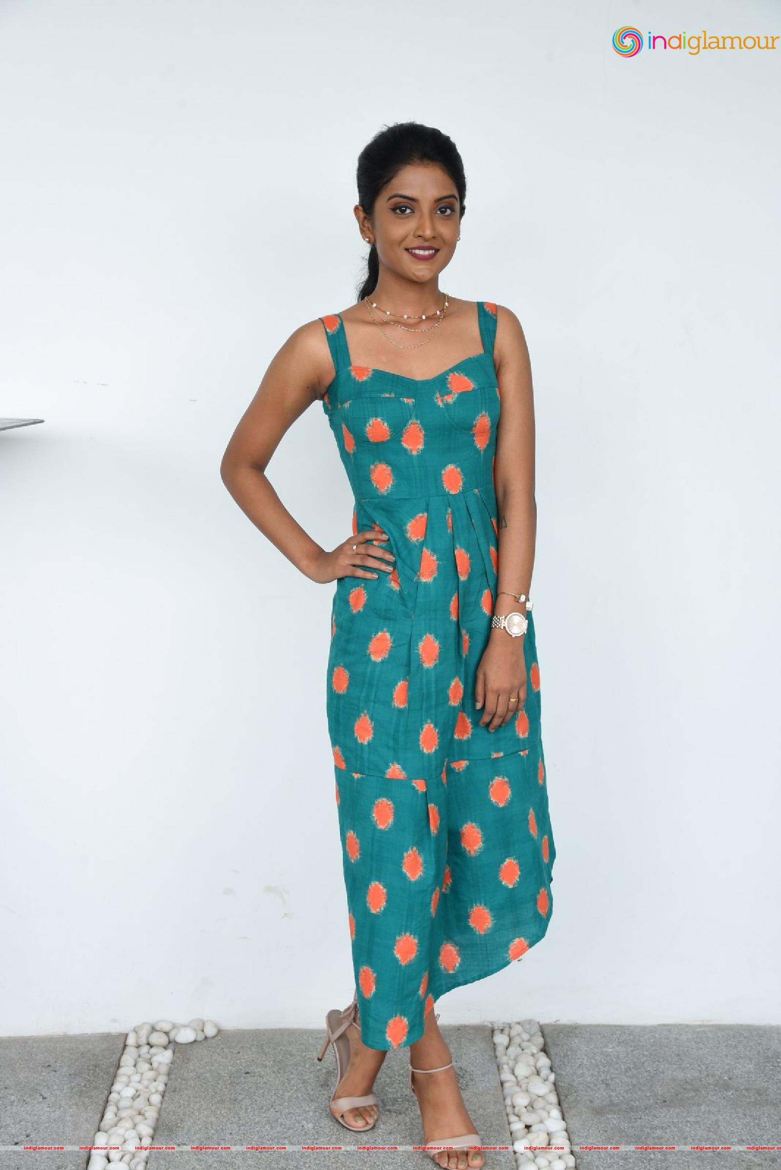 Neviditha Actress hd photo