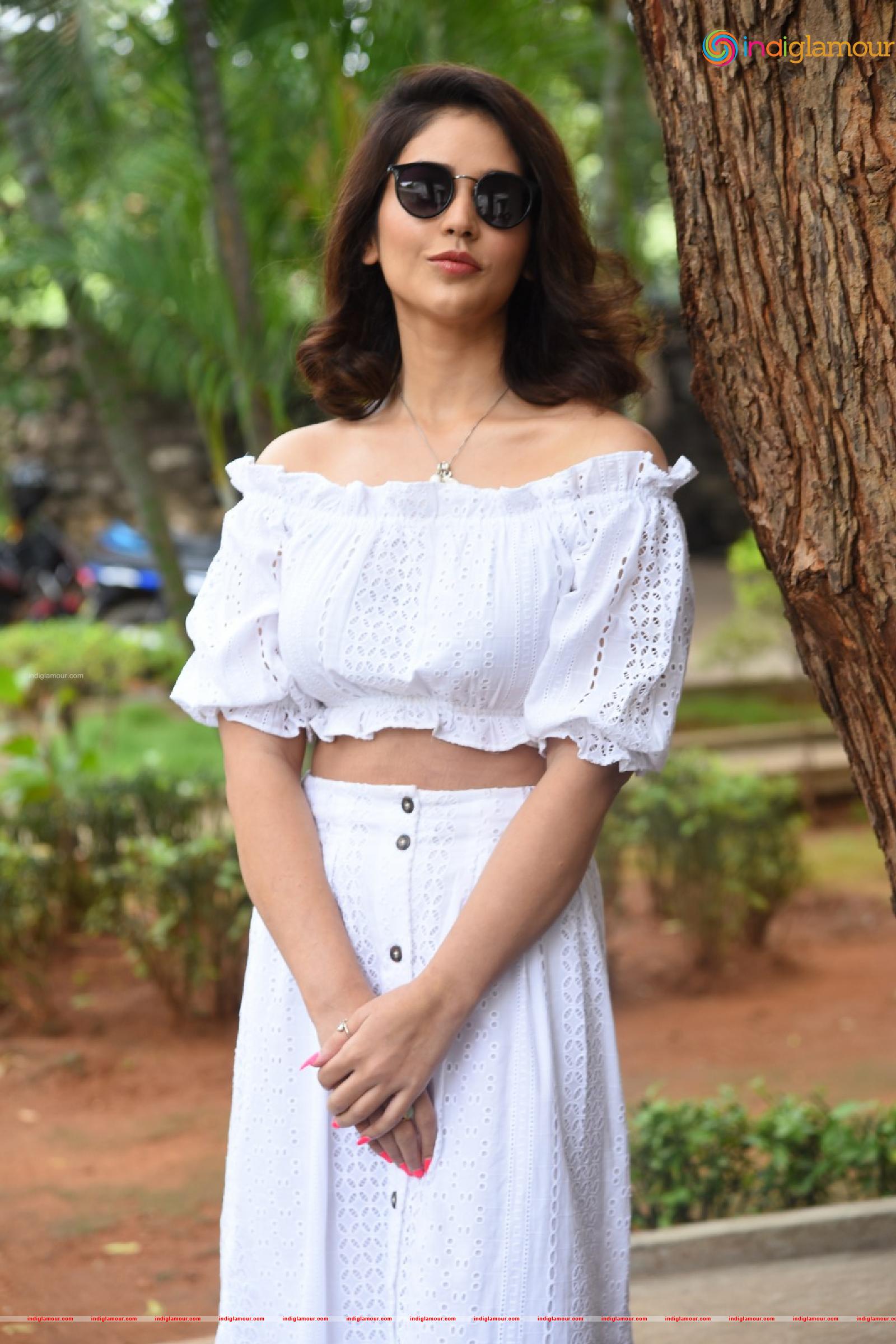 Priyanka Jawalkar Actress hd photo