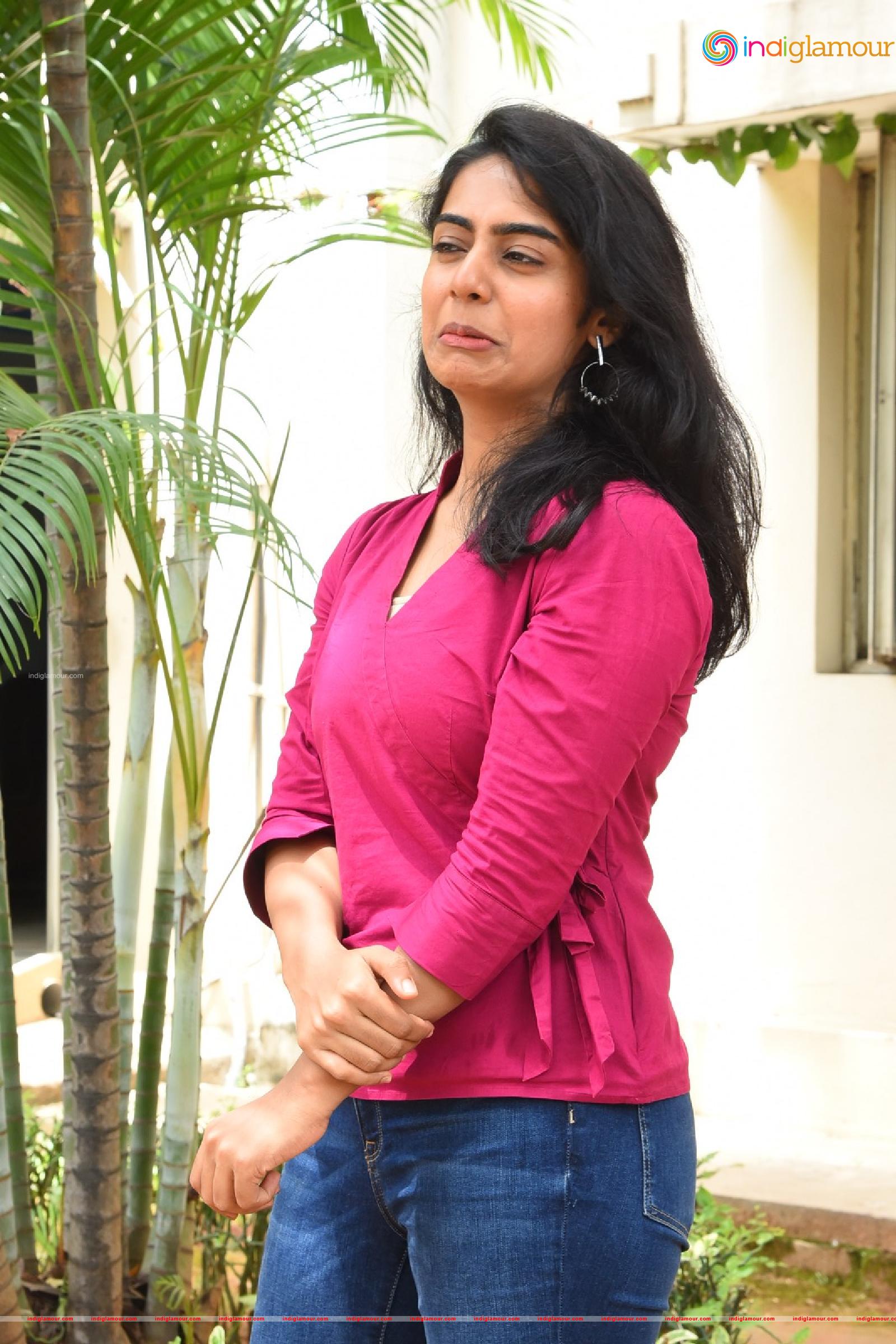 Meghalekha Actress hd photo