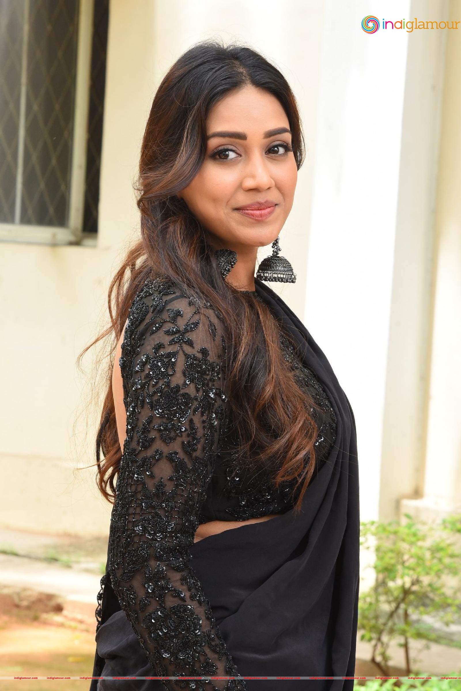 Nivetha Pethuraj Actress hd photo