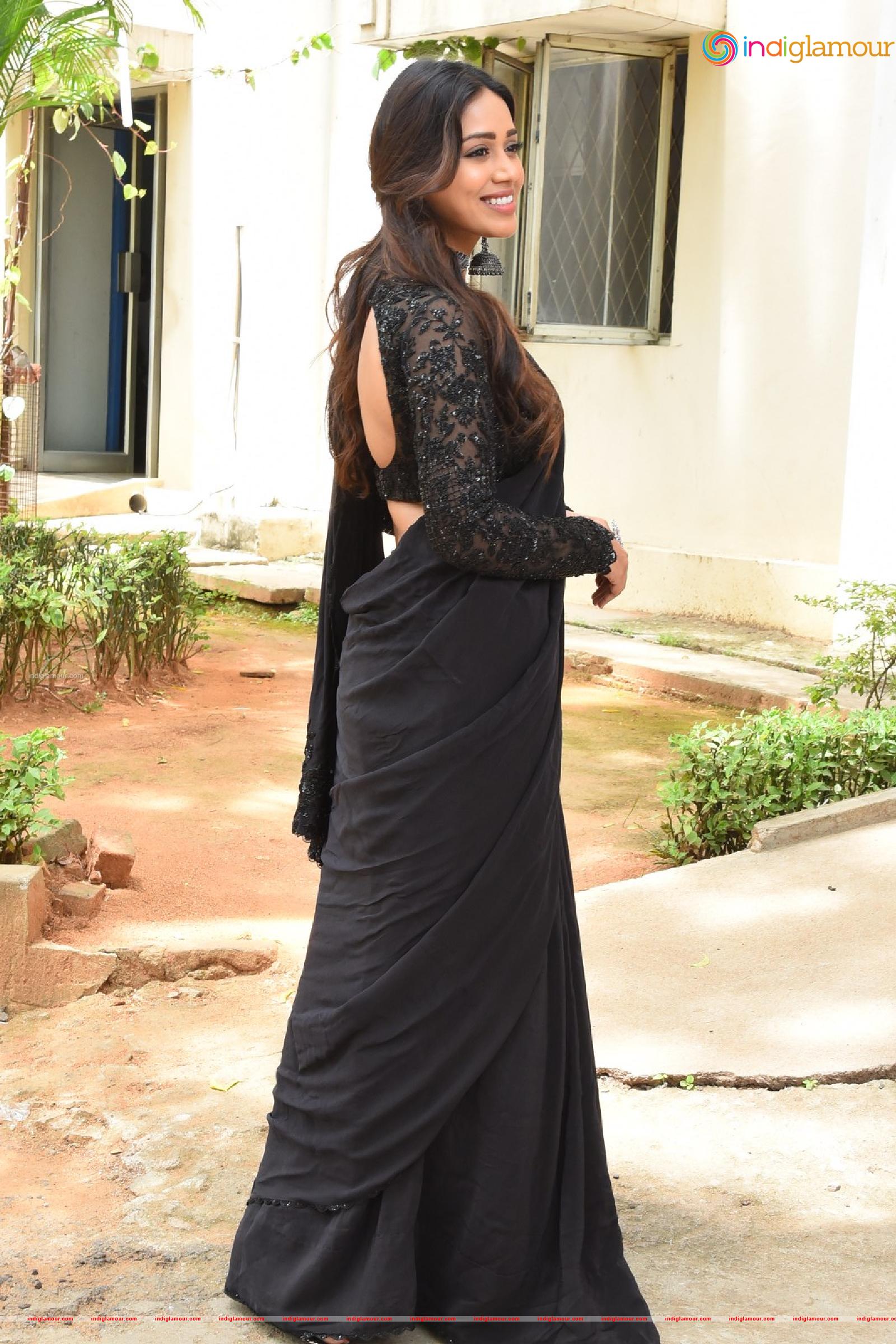 Nivetha Pethuraj Actress hd photo