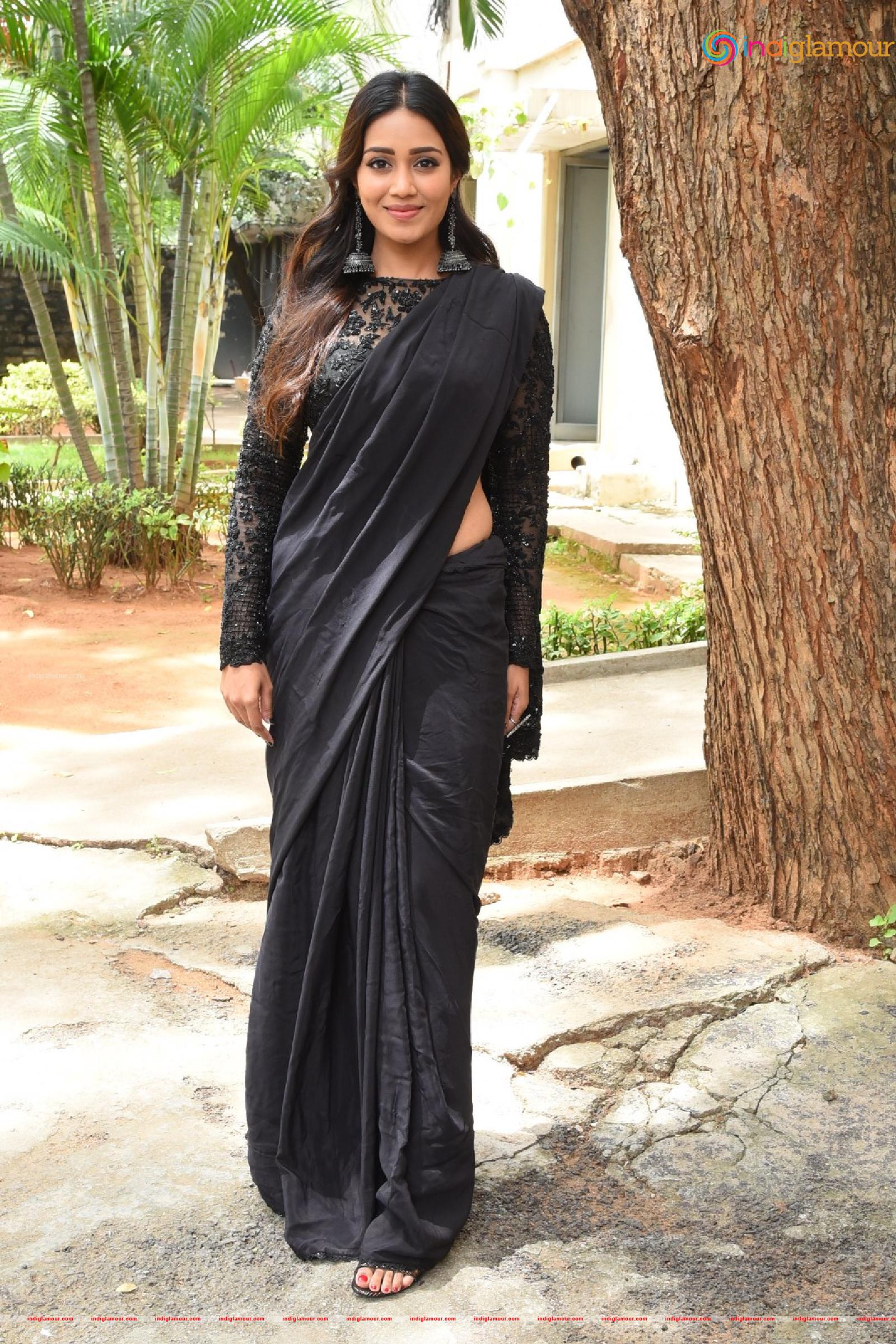 Nivetha Pethuraj Actress hd photo