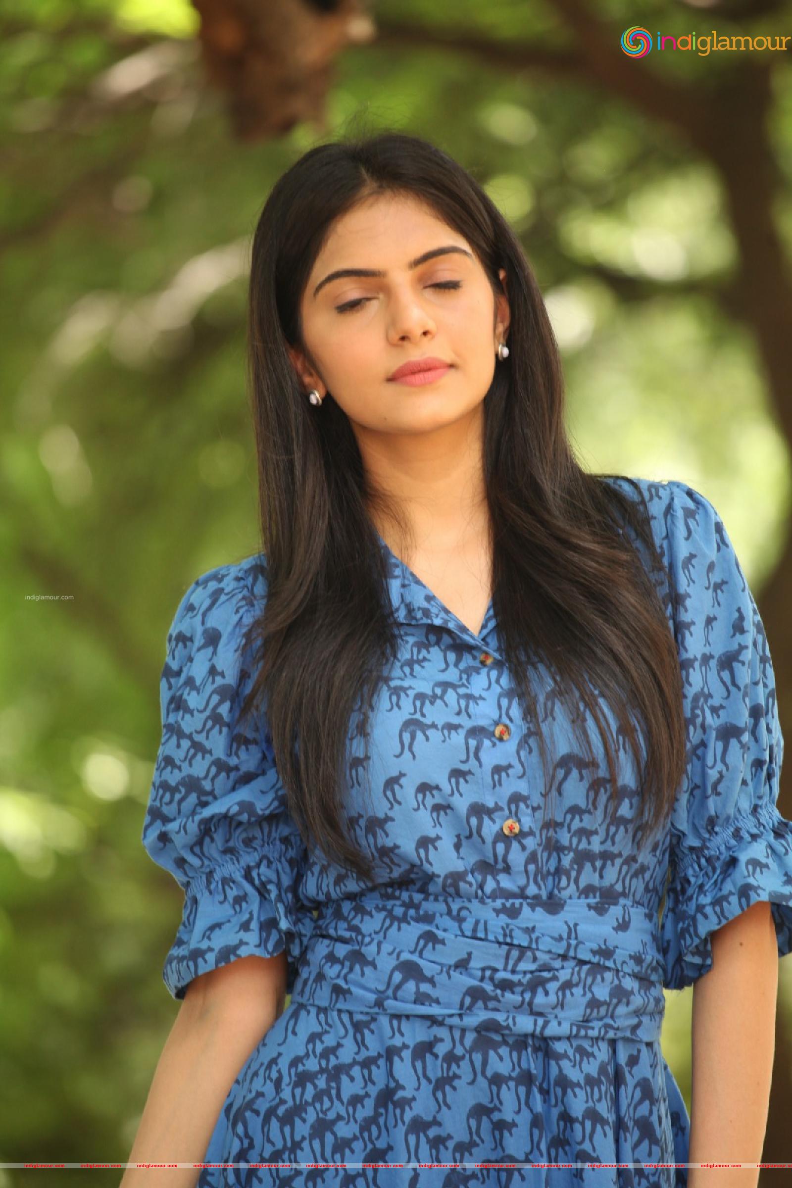 Misha Narang Actress hd photo