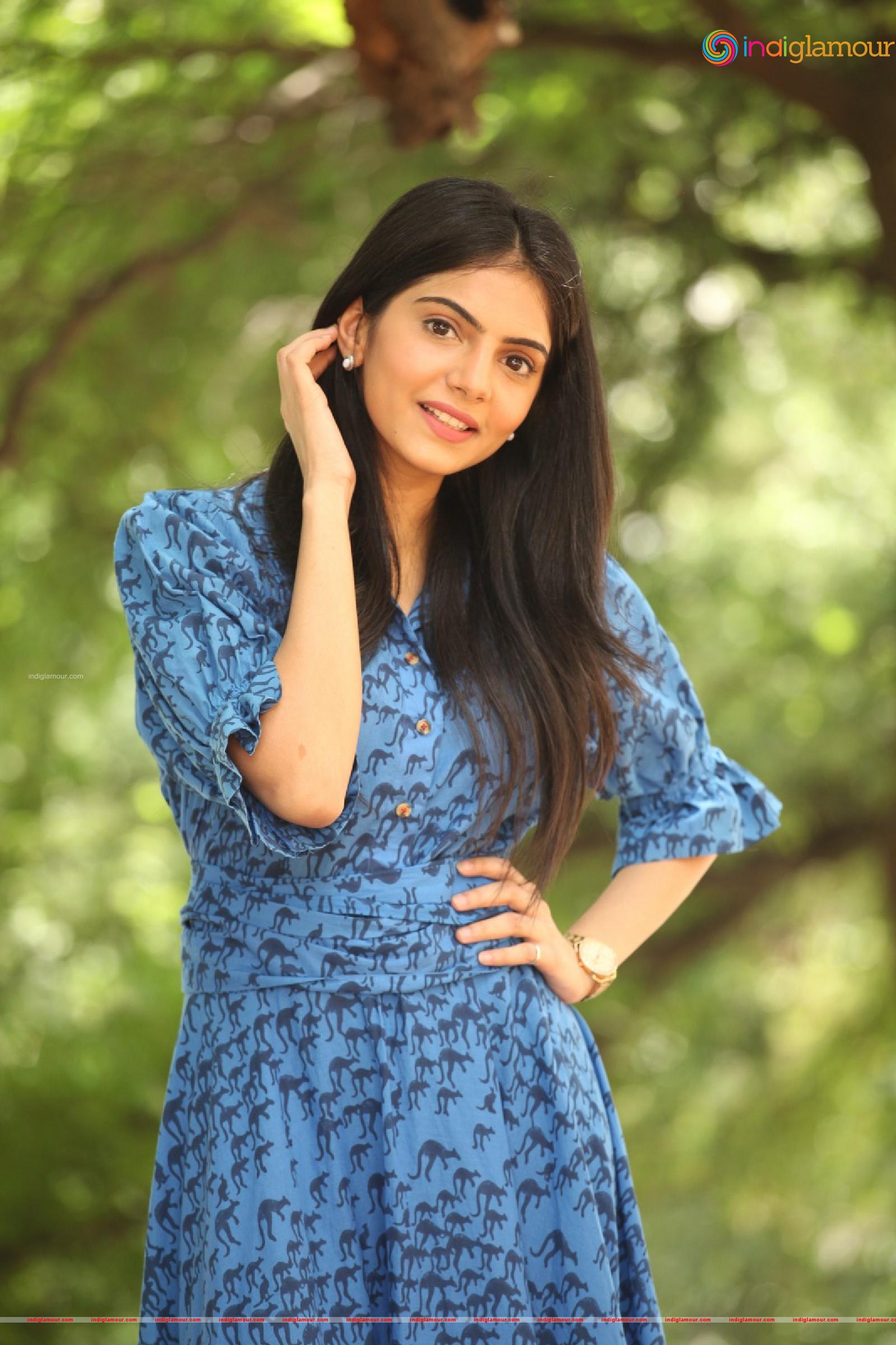 Misha Narang Actress hd photo