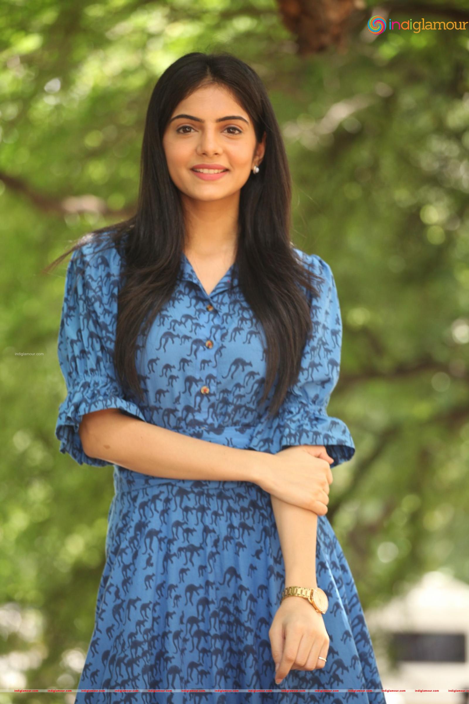 Misha Narang Actress hd photo