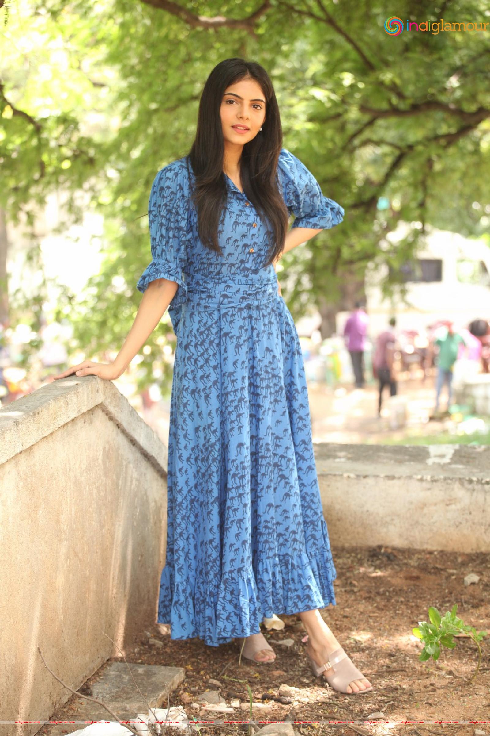 Misha Narang Actress hd photo