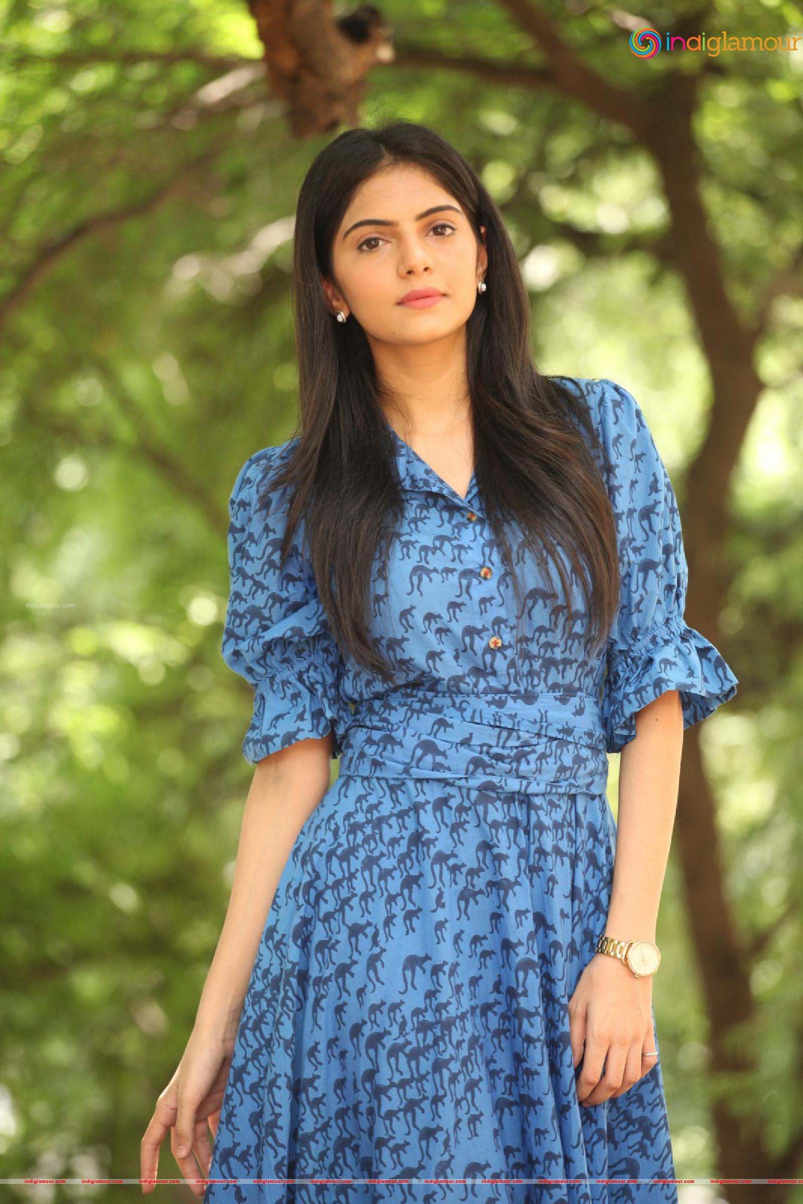 Misha Narang Actress hd photo