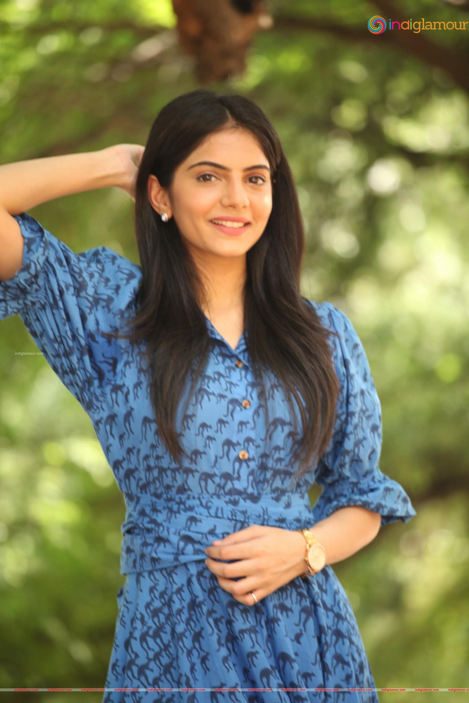 Misha Narang Actress hd photo