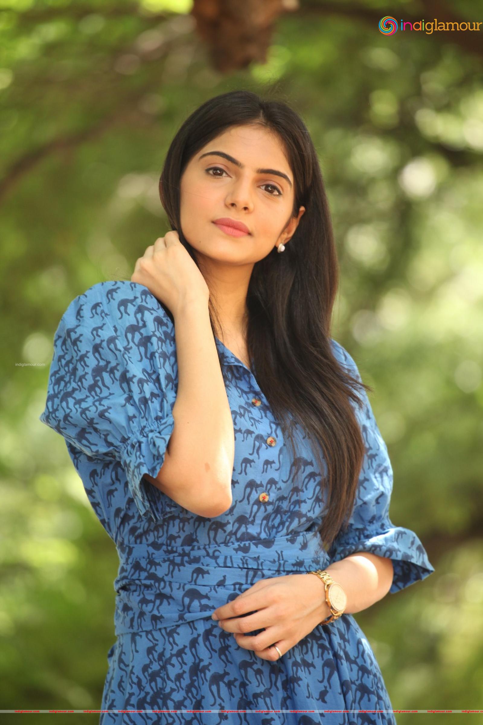 Misha Narang Actress hd photo
