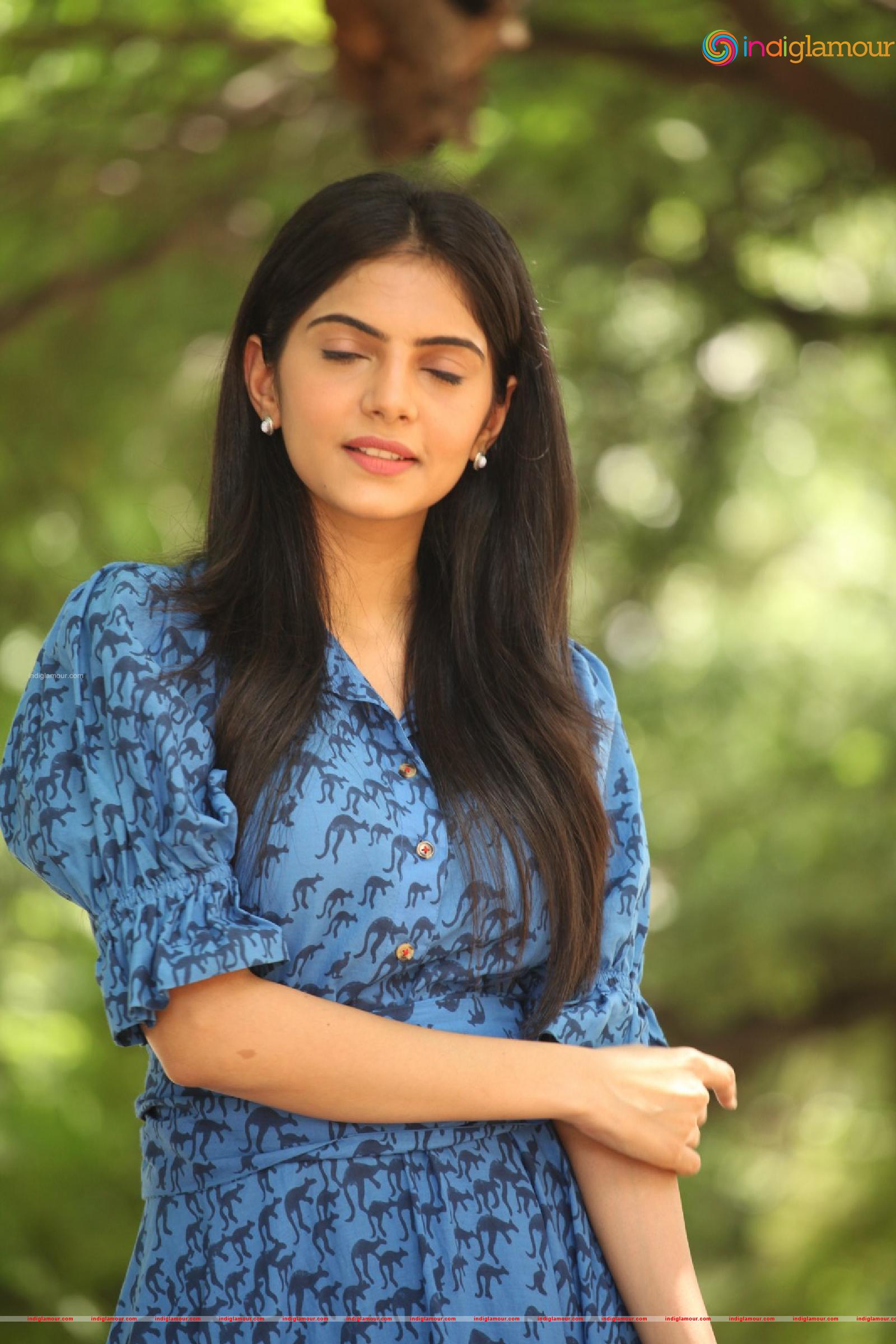 Misha Narang Actress hd photo