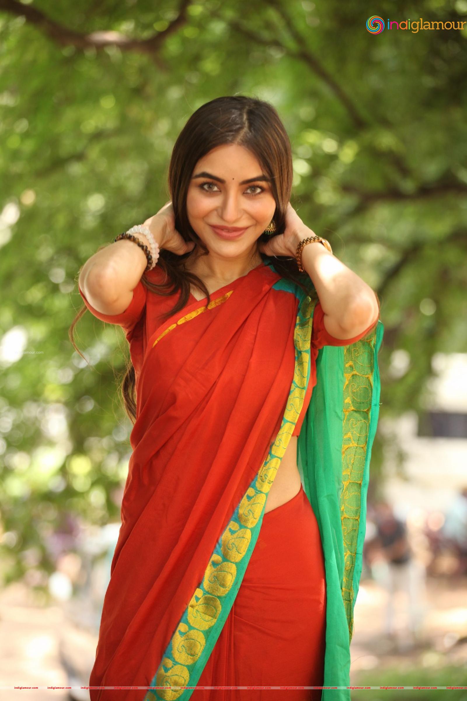 Nikkesha Actress hd photo