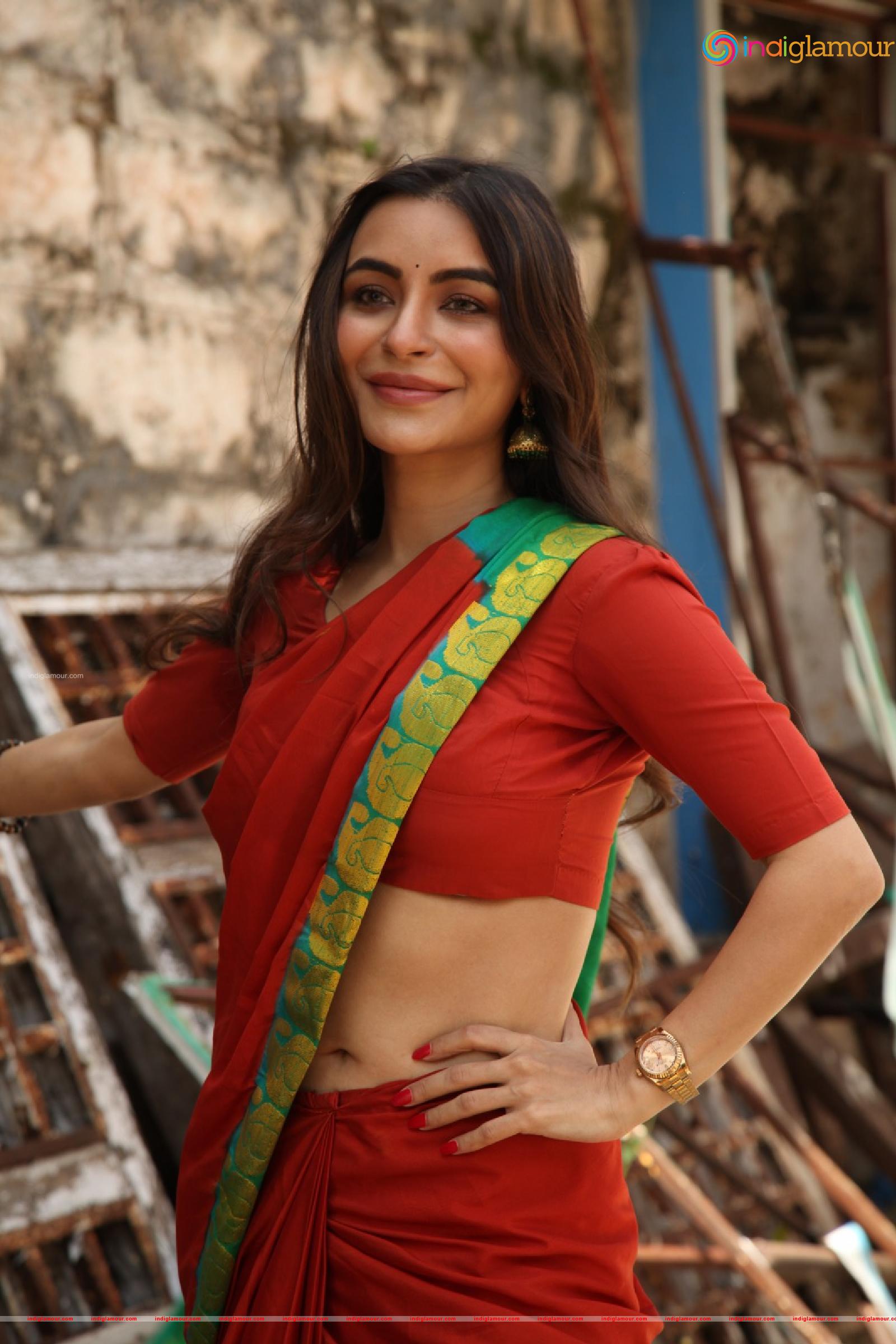 Nikkesha Actress hd photo