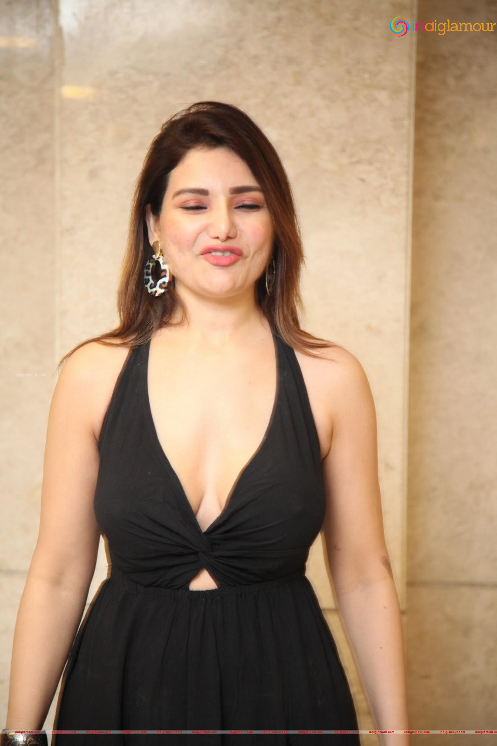 Nisha Singh Rajput Actress hd photo