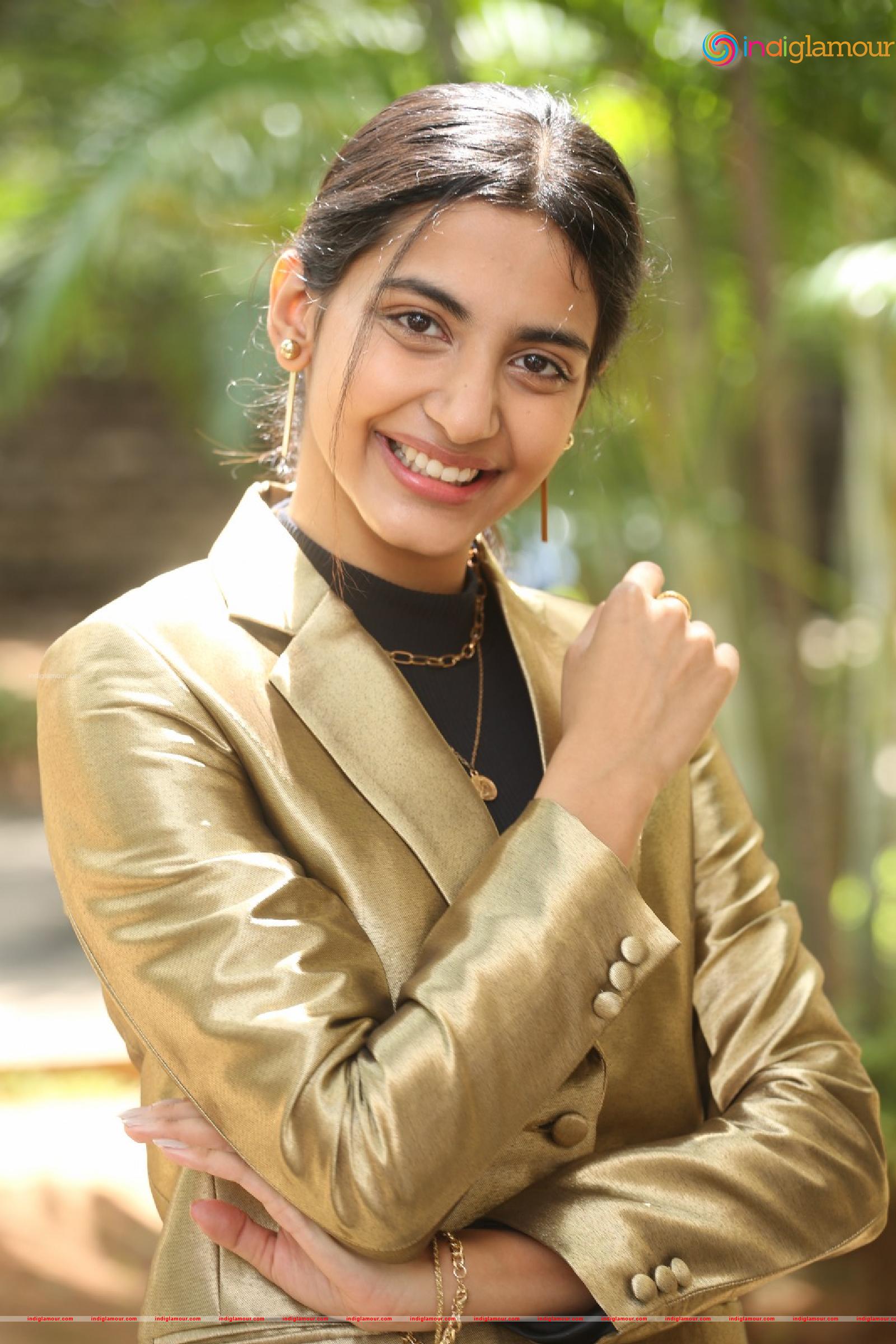 Pragati Shrivatsav Actress hd photo