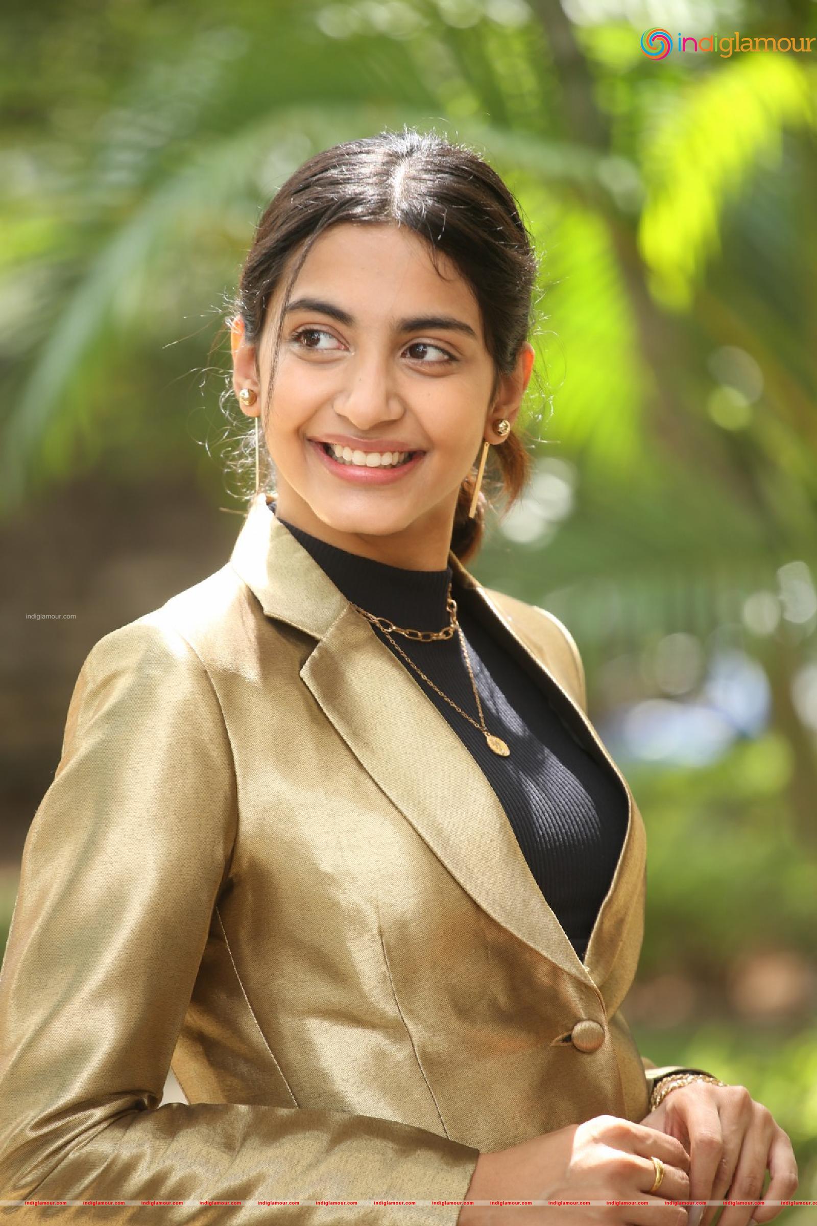 Pragati Shrivatsav Actress hd photo