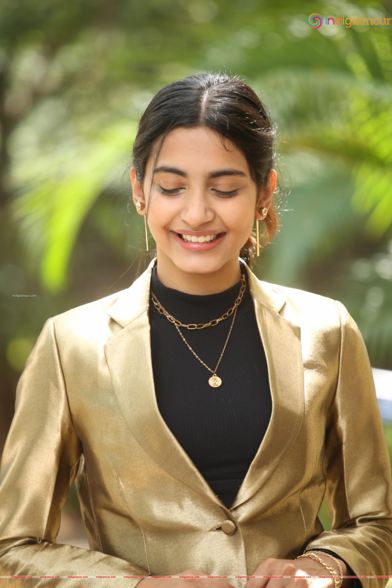 Pragati Shrivatsav Actress hd photo