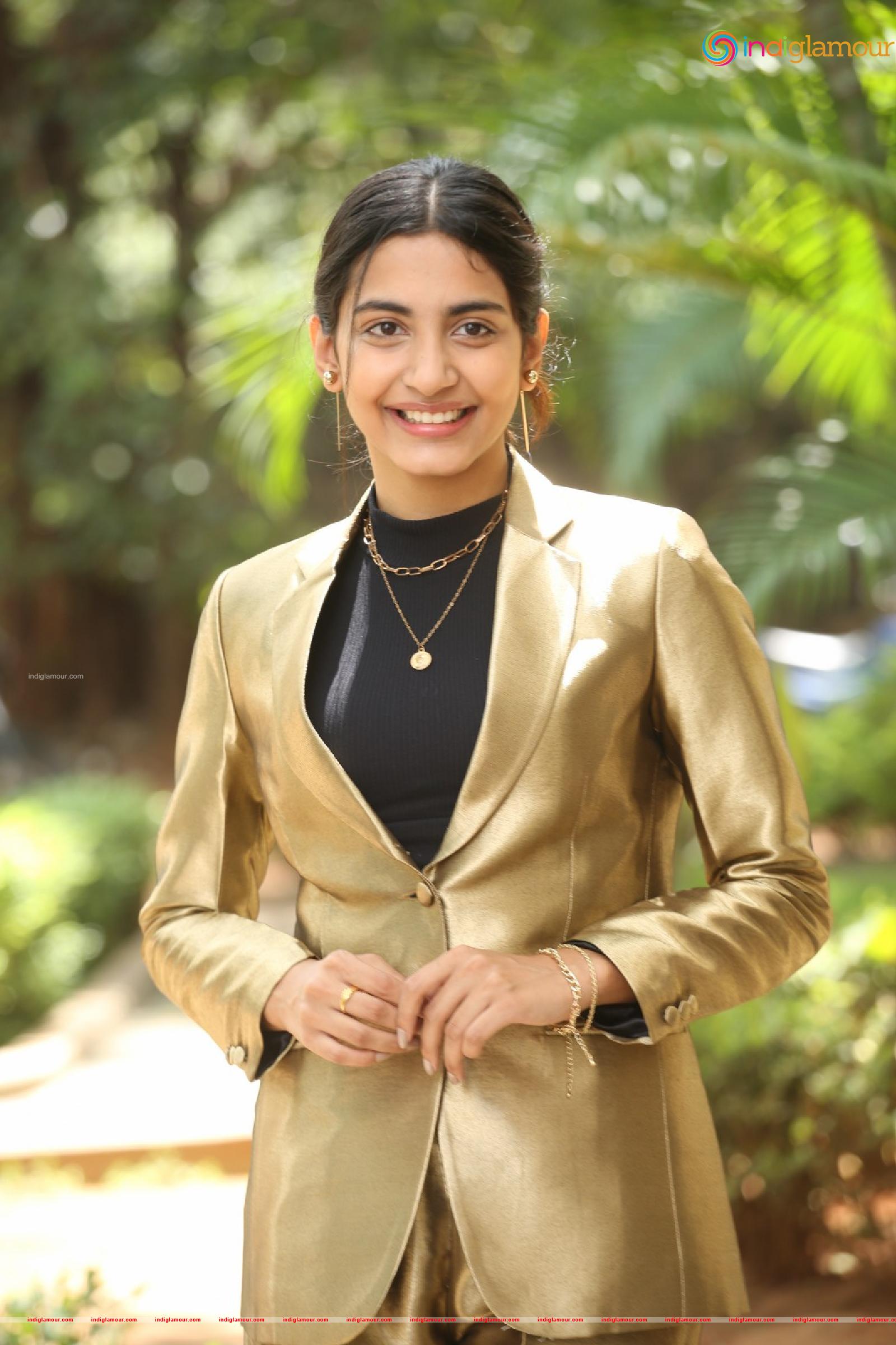 Pragati Shrivatsav Actress hd photo