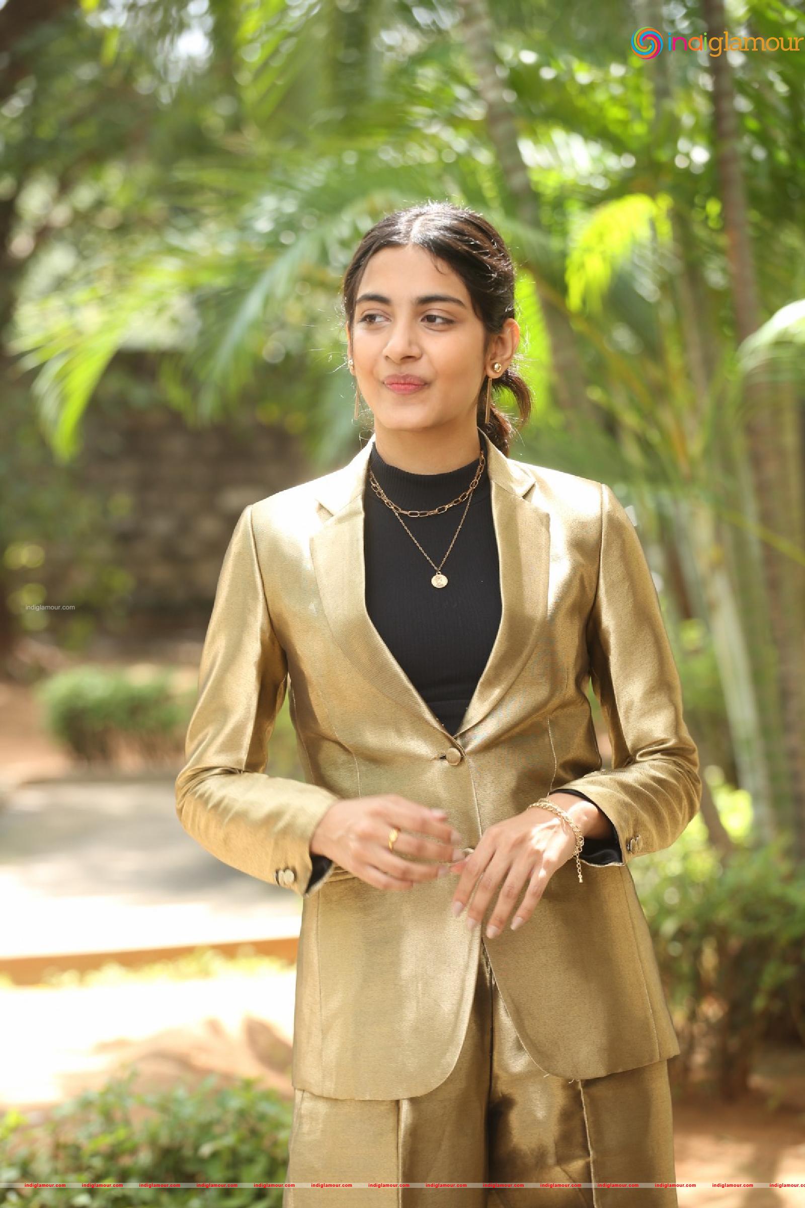 Pragati Shrivatsav Actress hd photo